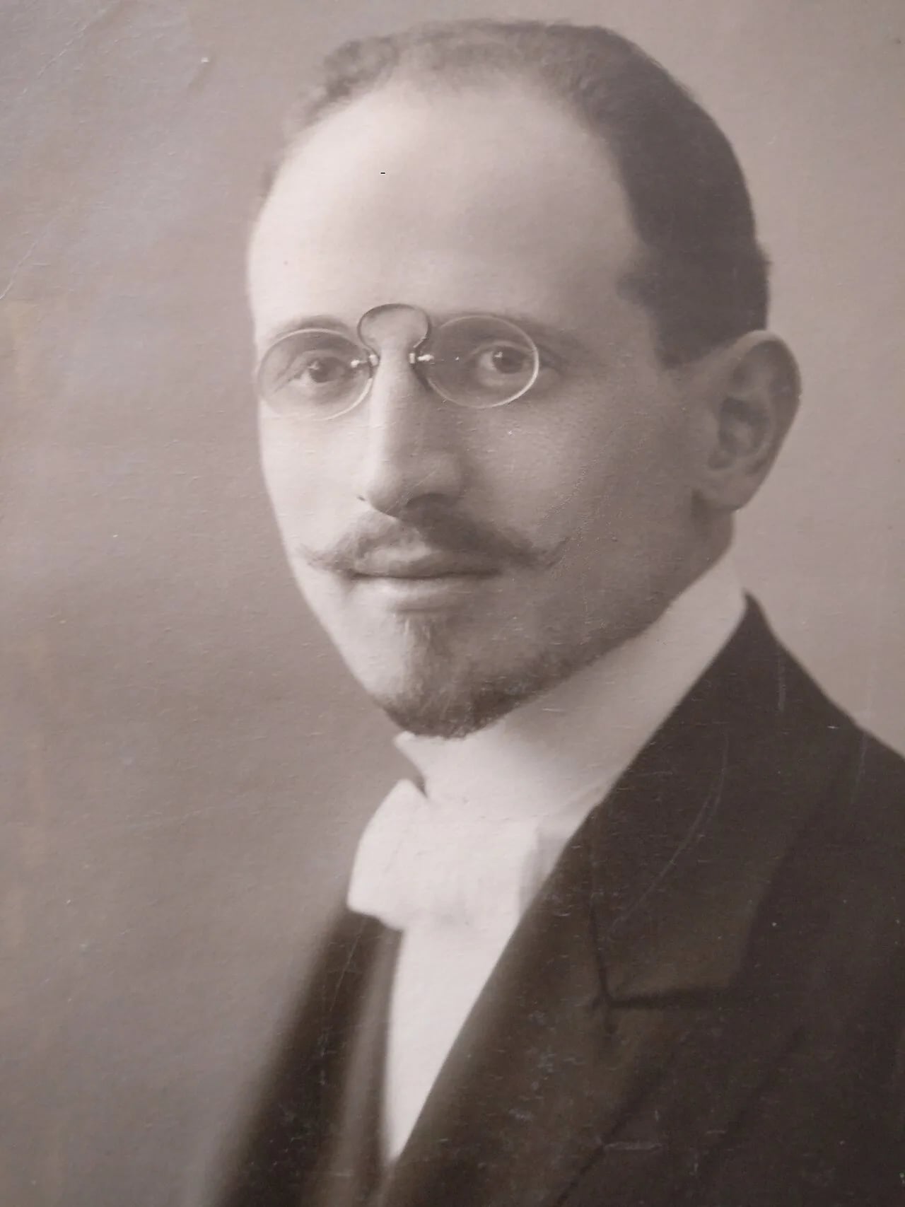 Portrait of Arthur Löwenstamm (1882–1965) – memorial page
