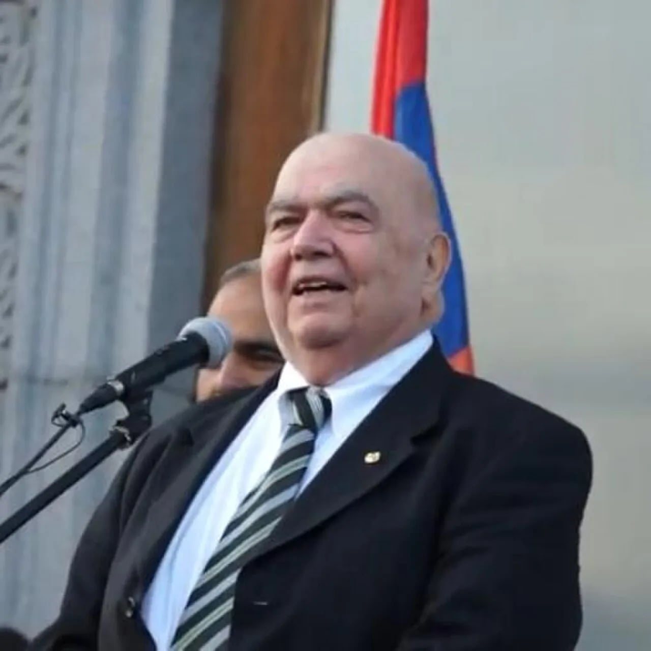 Porträt von Richard G. Hovannisian (1932–2023) – Gedenkseite
