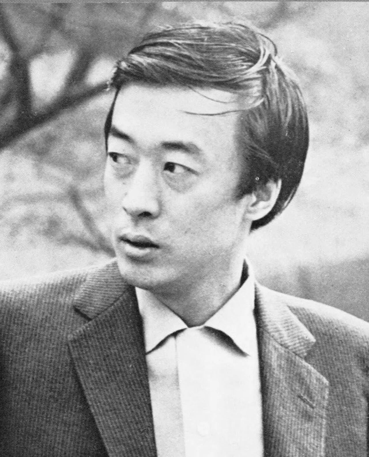 Porträt von Yoshiyuki Junnosuke (1924–1994) – Gedenkseite