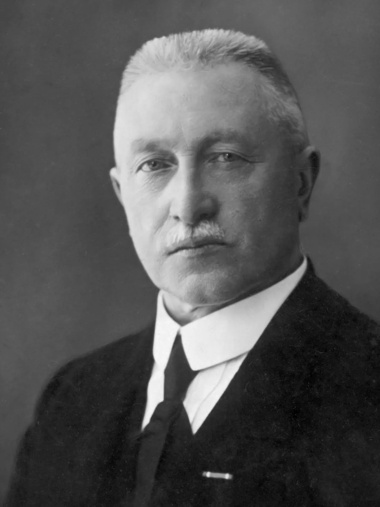 Porträt von Syds Lieuwes Sijtsma (1868–1939) – Gedenkseite