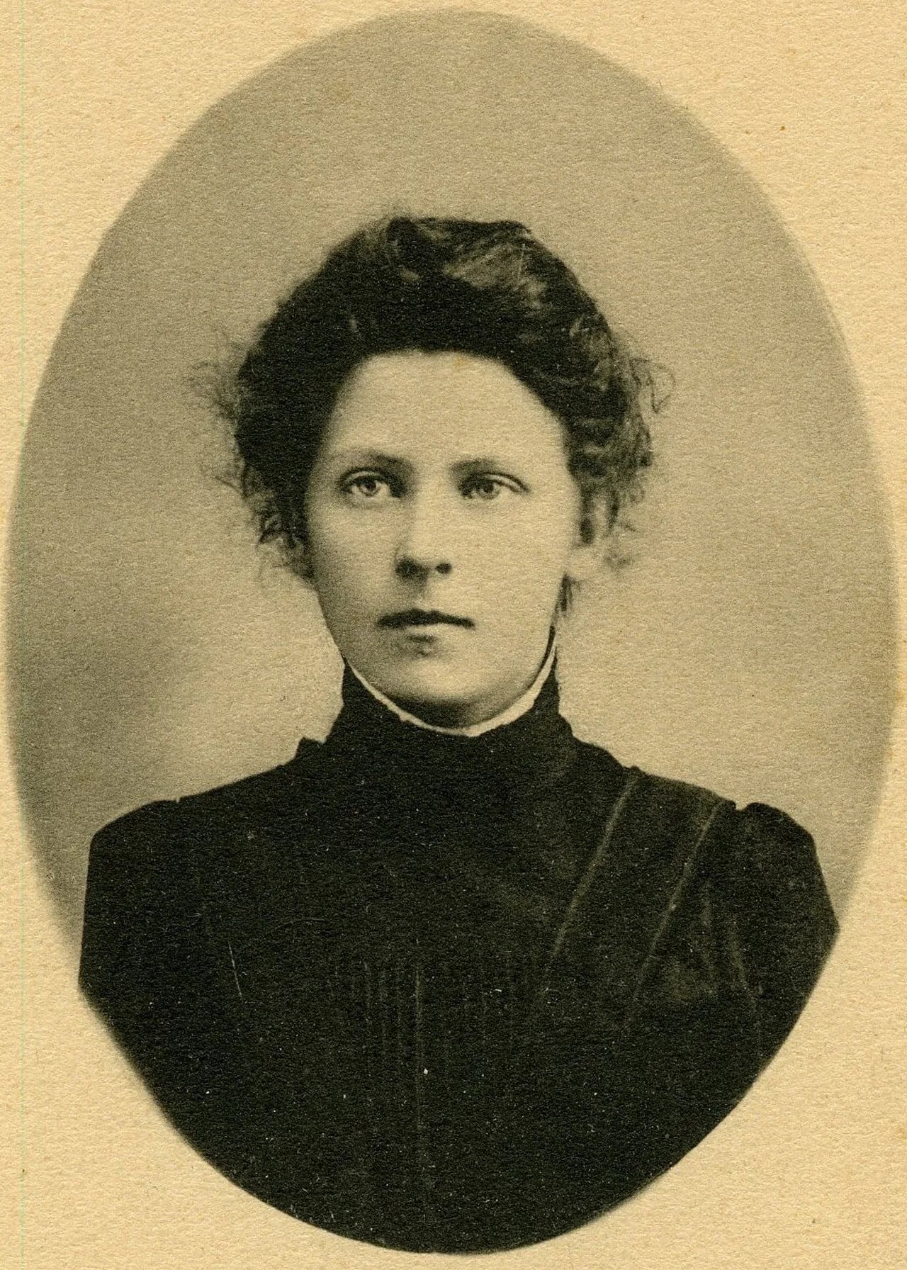 Portrait of Marija Alexandrowna Spiridonowa (1884–1941) – memorial page