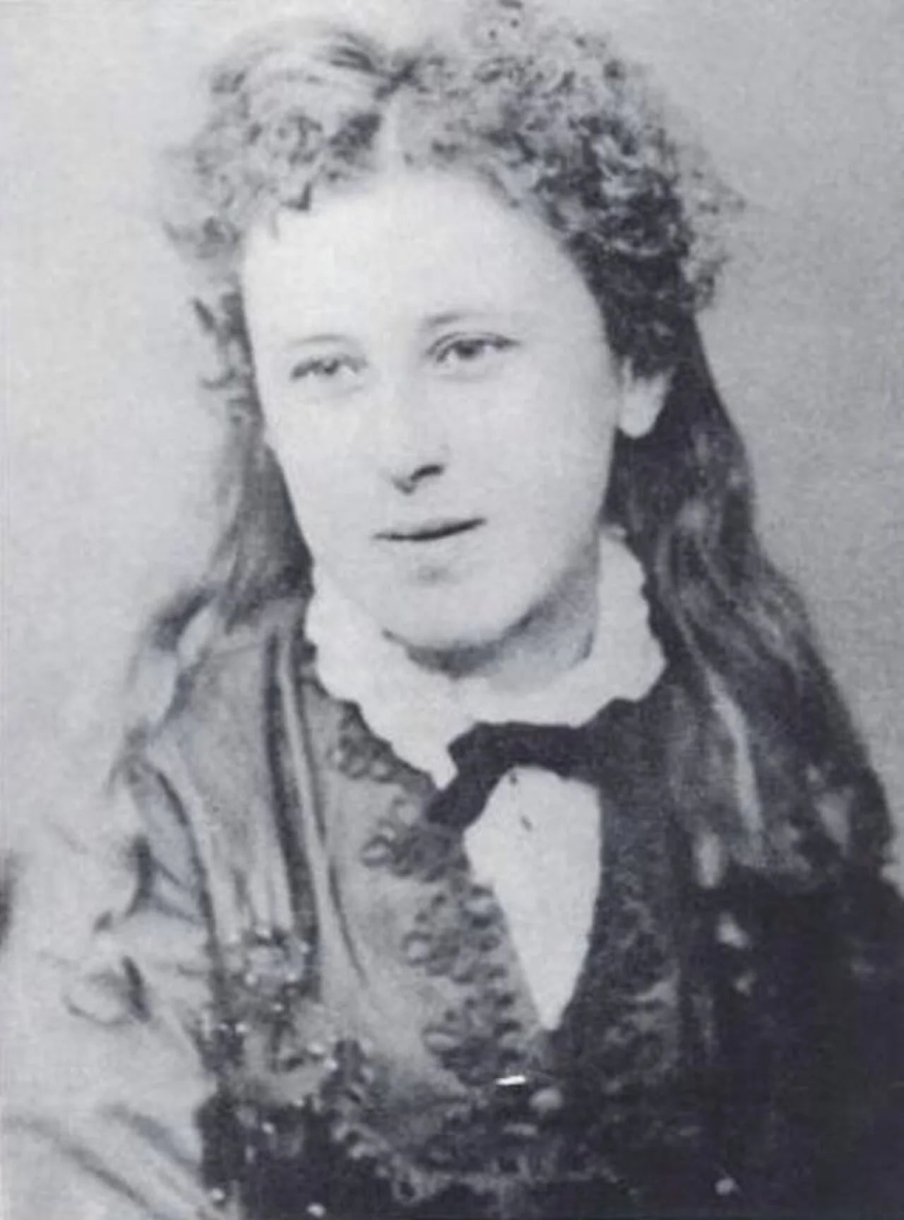 Portrait of Violet Paget (1856–1935) – memorial page