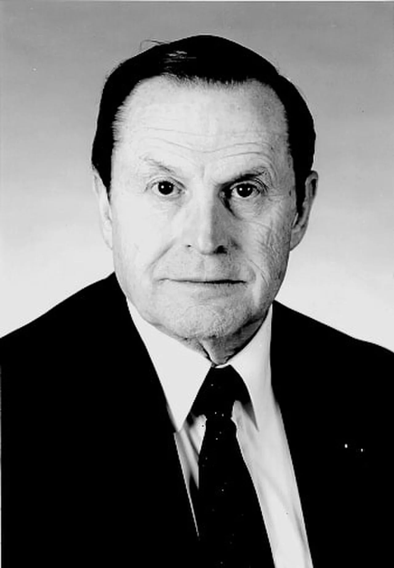 Portrait of Burton Edelson (1926–2002) – memorial page