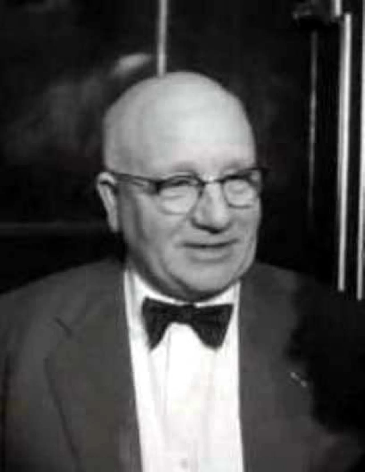 Portrait of Jan Wiegers (1893–1959) – memorial page