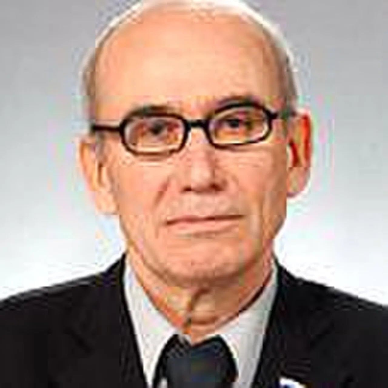 Porträt von Alexander Kosarikov (1945–2024) – Gedenkseite