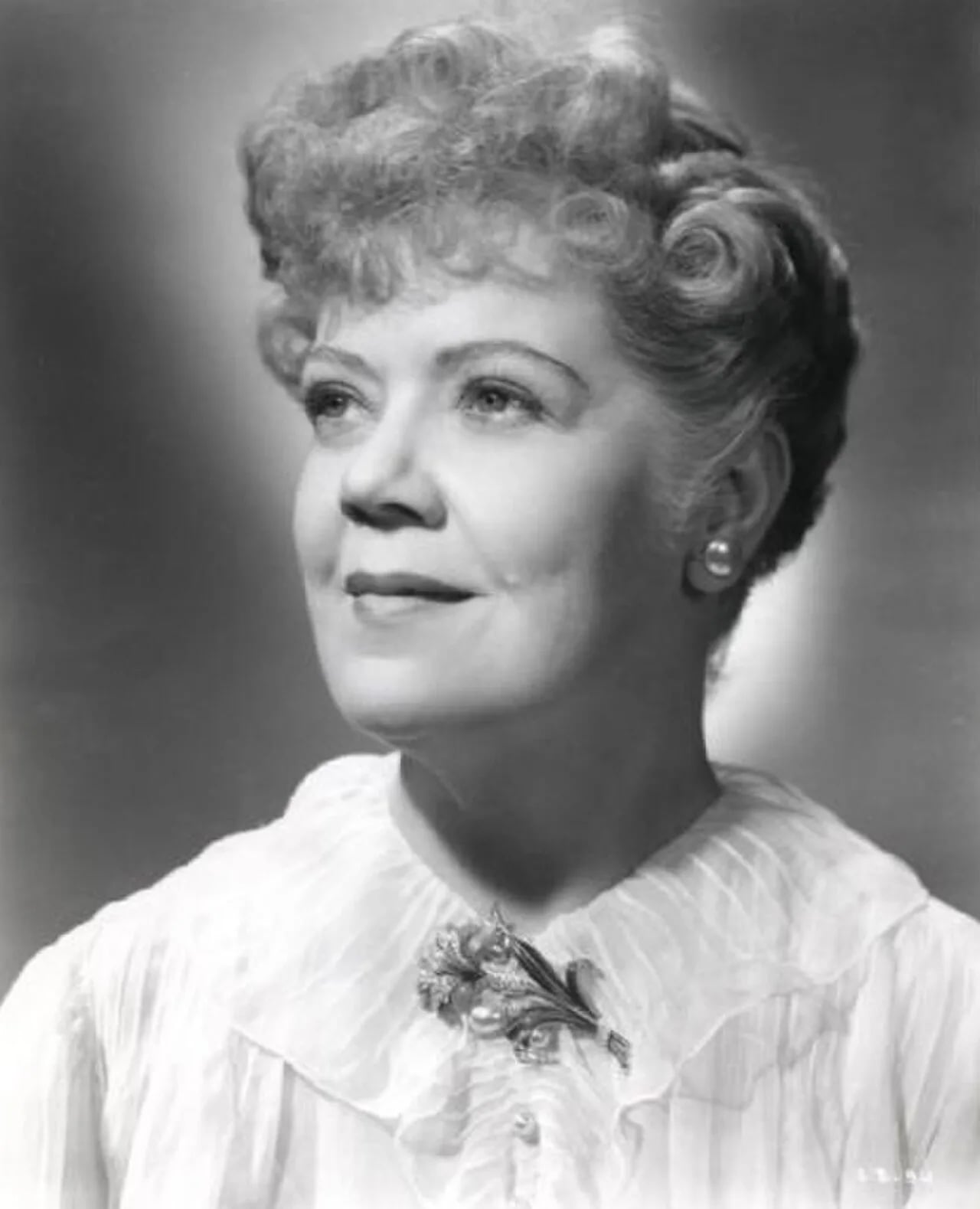 Portrait of Spring Byington (1886–1971) – memorial page