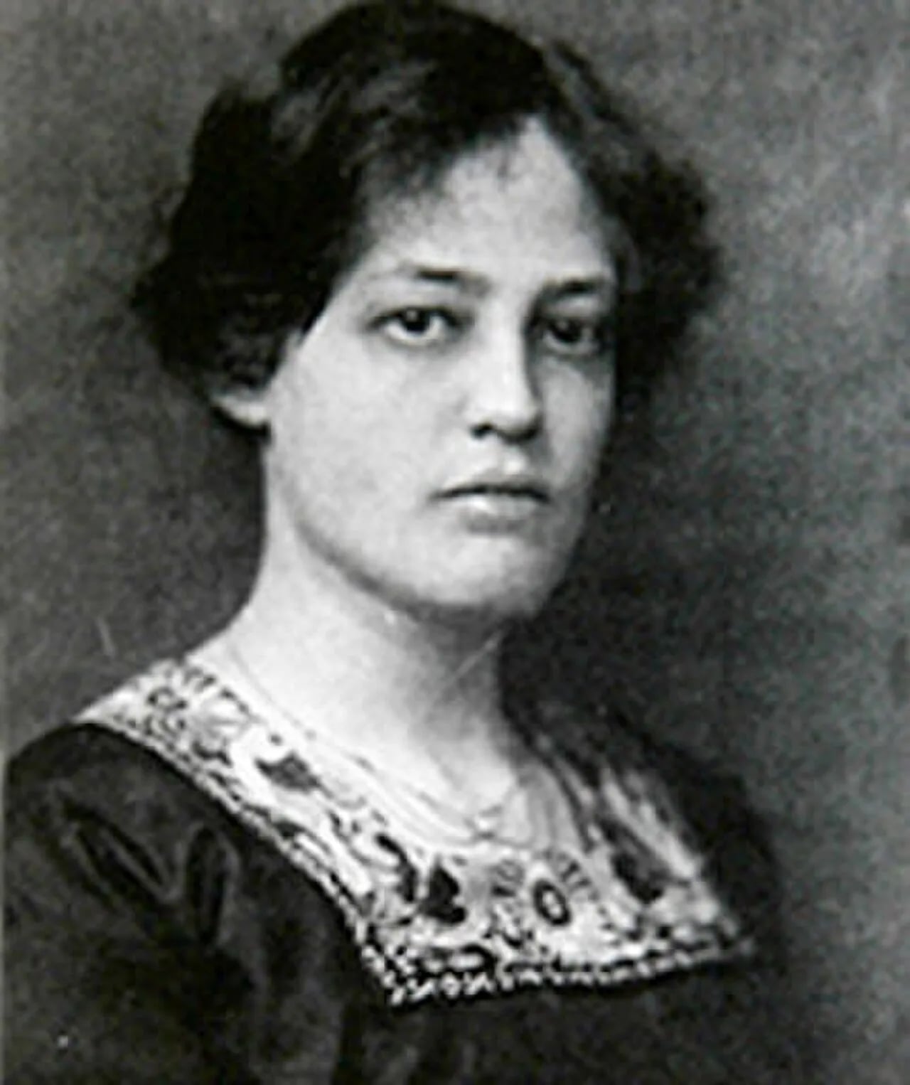 Portrait of Margaret Staal-Kropholler (1891–1966) – memorial page