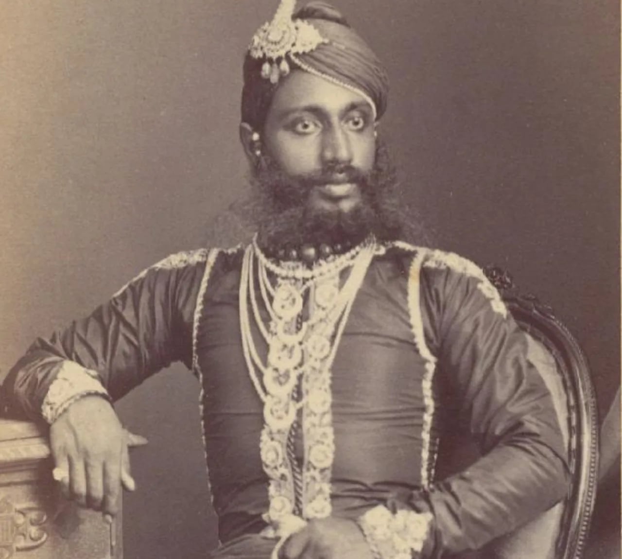 Porträt von Nahar Singh of Shahpura (1855–1932) – Gedenkseite