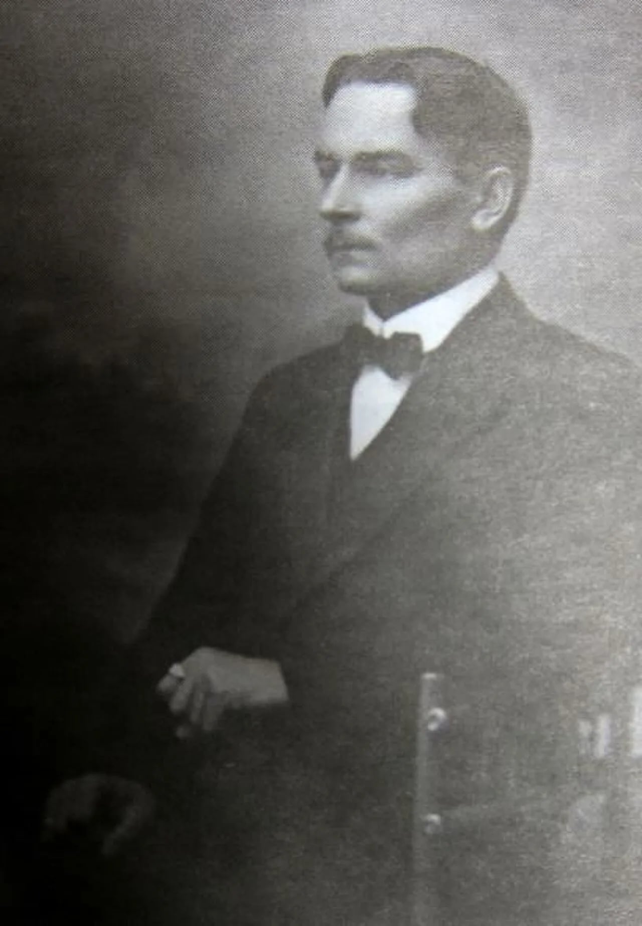 Portrait of Johannes Karhapää (1884–1918) – memorial page