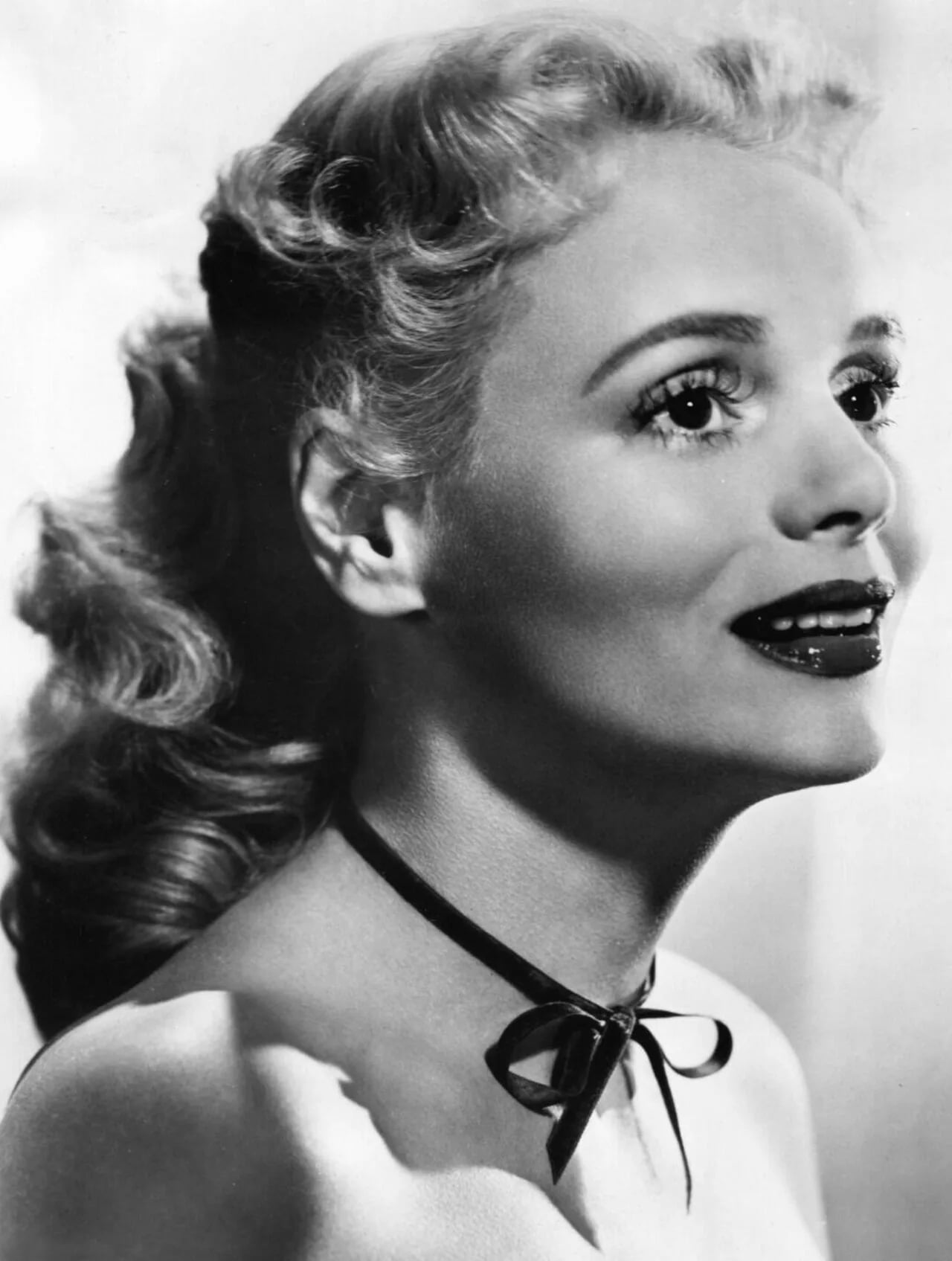 Porträt von Marie Wilson (1916–1972) – Gedenkseite