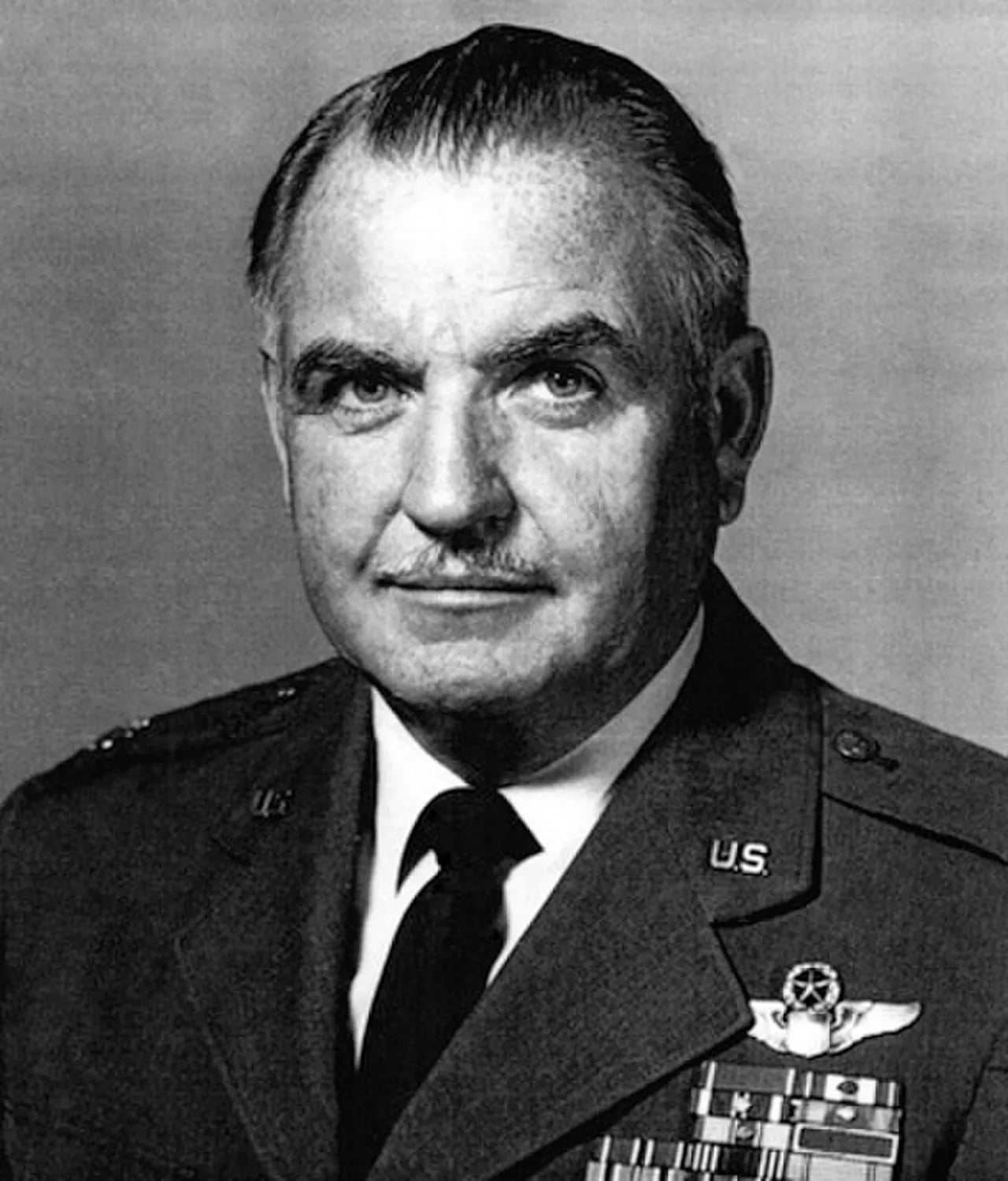 Portrait of John F. Thornell Jr (1921–1998) – memorial page
