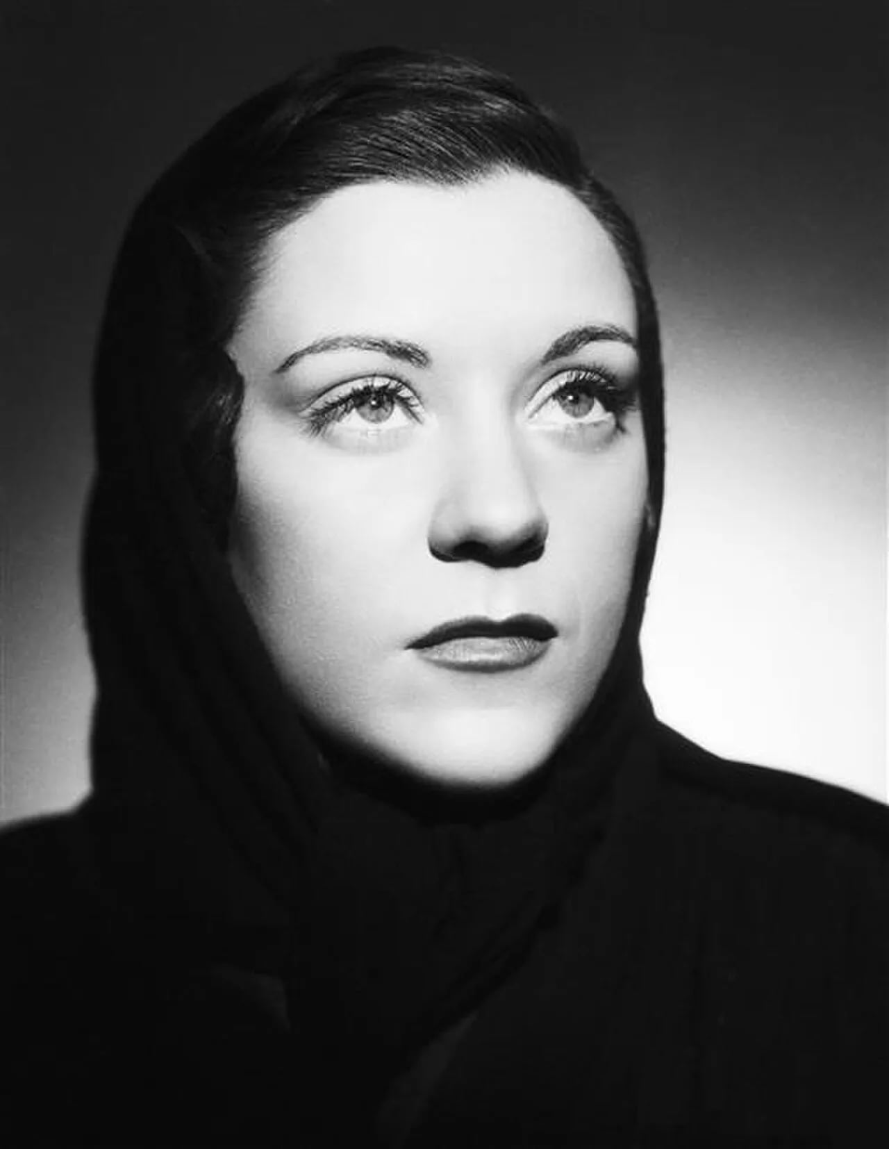 Portrait of Maria Casarès (1922–1996) – memorial page