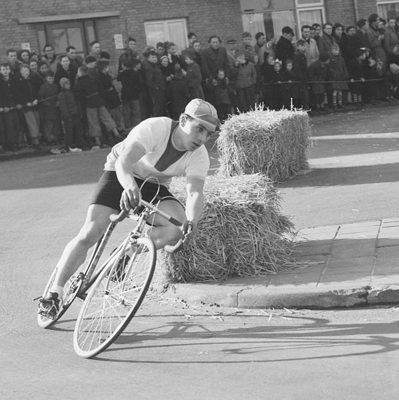Porträt von Aren van 't Hof (1933–2014) – Gedenkseite