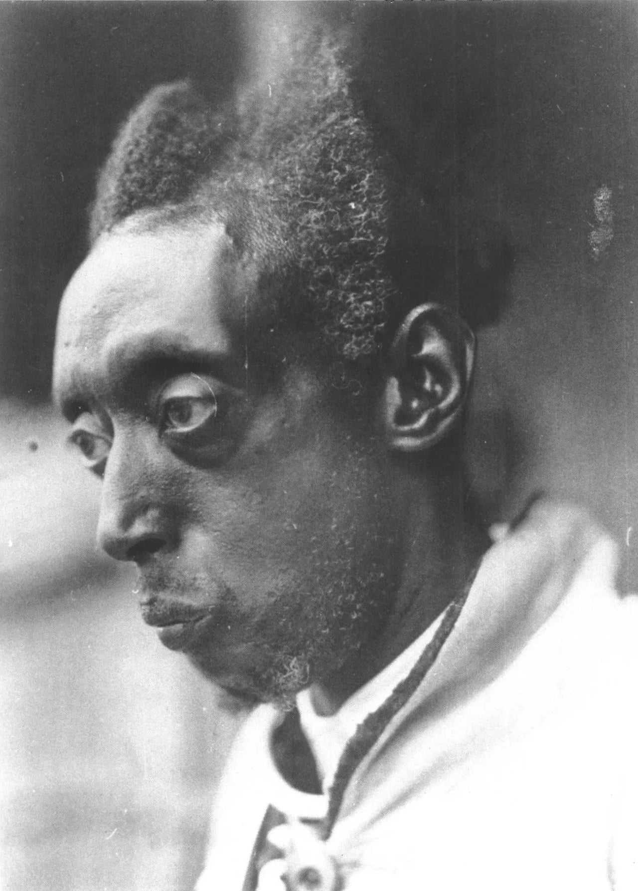 Portrait of Yuhi V Musinga (1883–1944) – memorial page