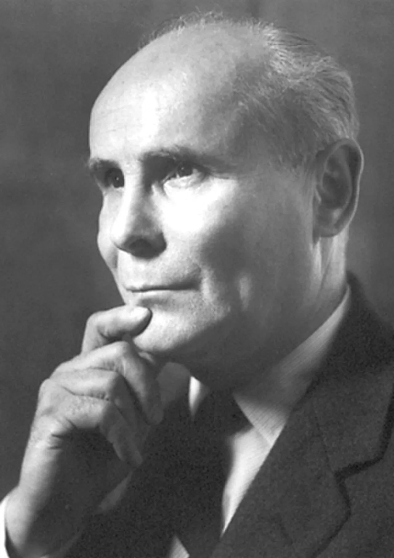 Portrait of André Frédéric Cournand (1895–1988) – memorial page