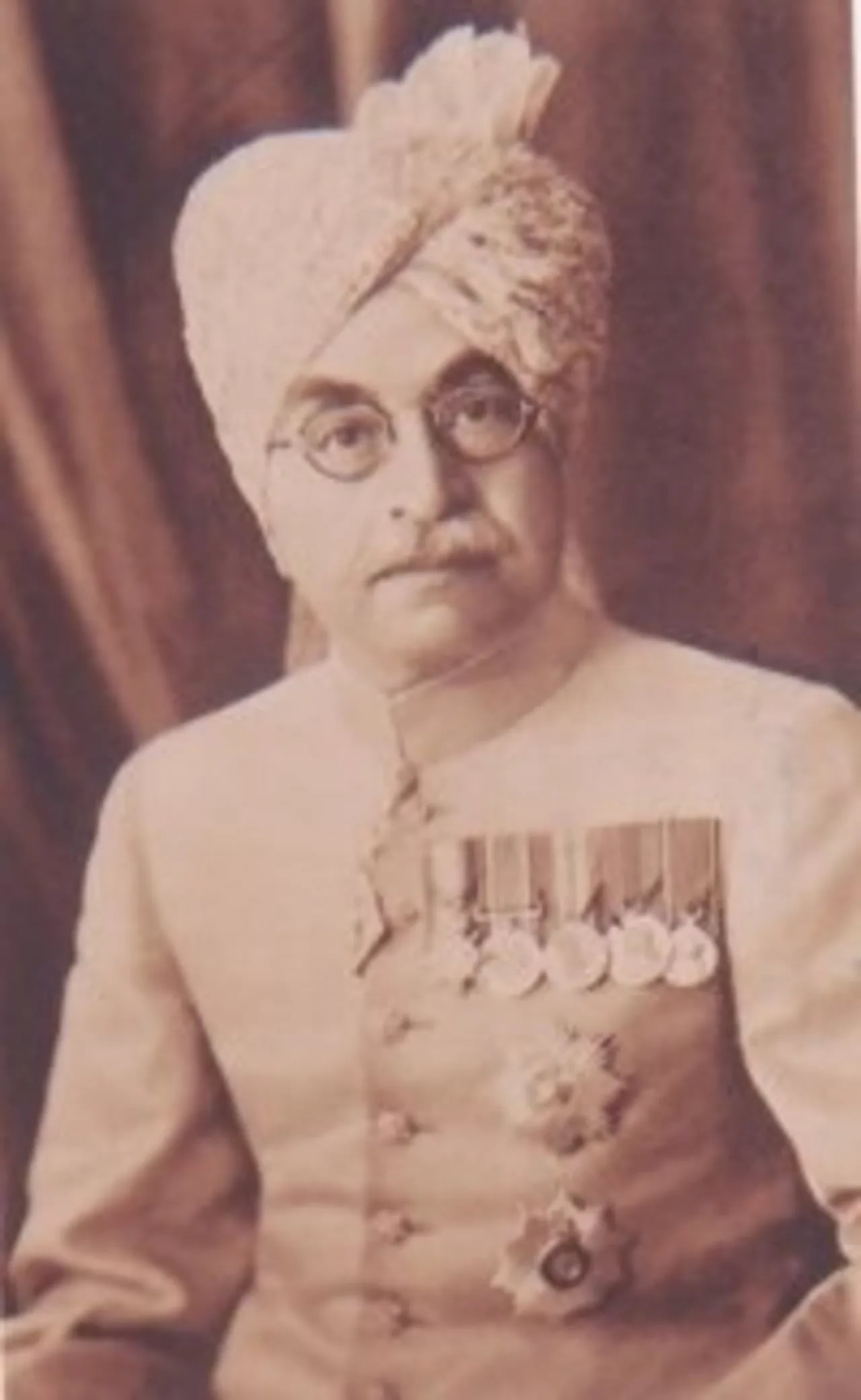 Porträt von Amarsinhji Banesinhji (1879–1954) – Gedenkseite
