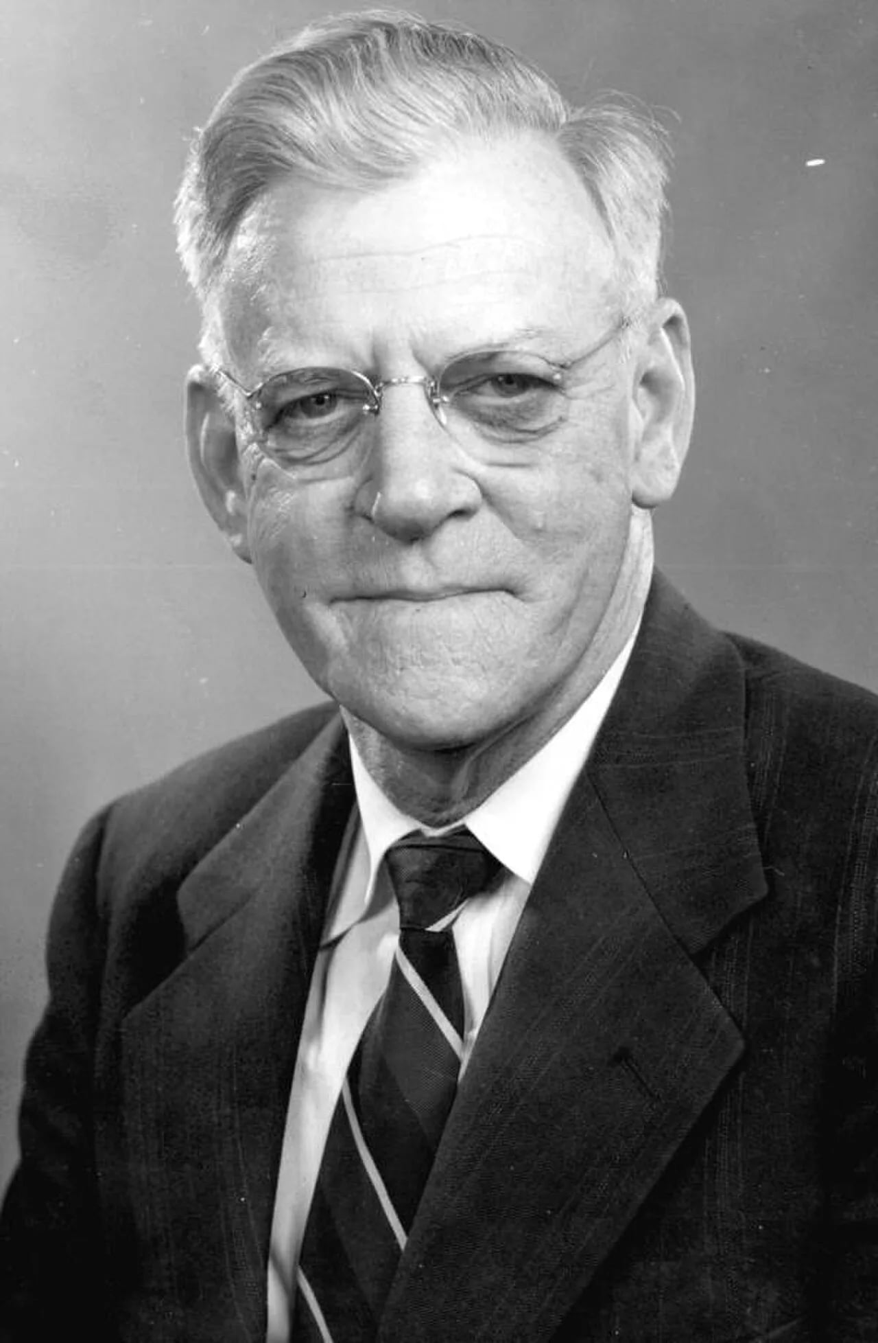 Porträt von J. Edwin Baker (1899–1963) – Gedenkseite