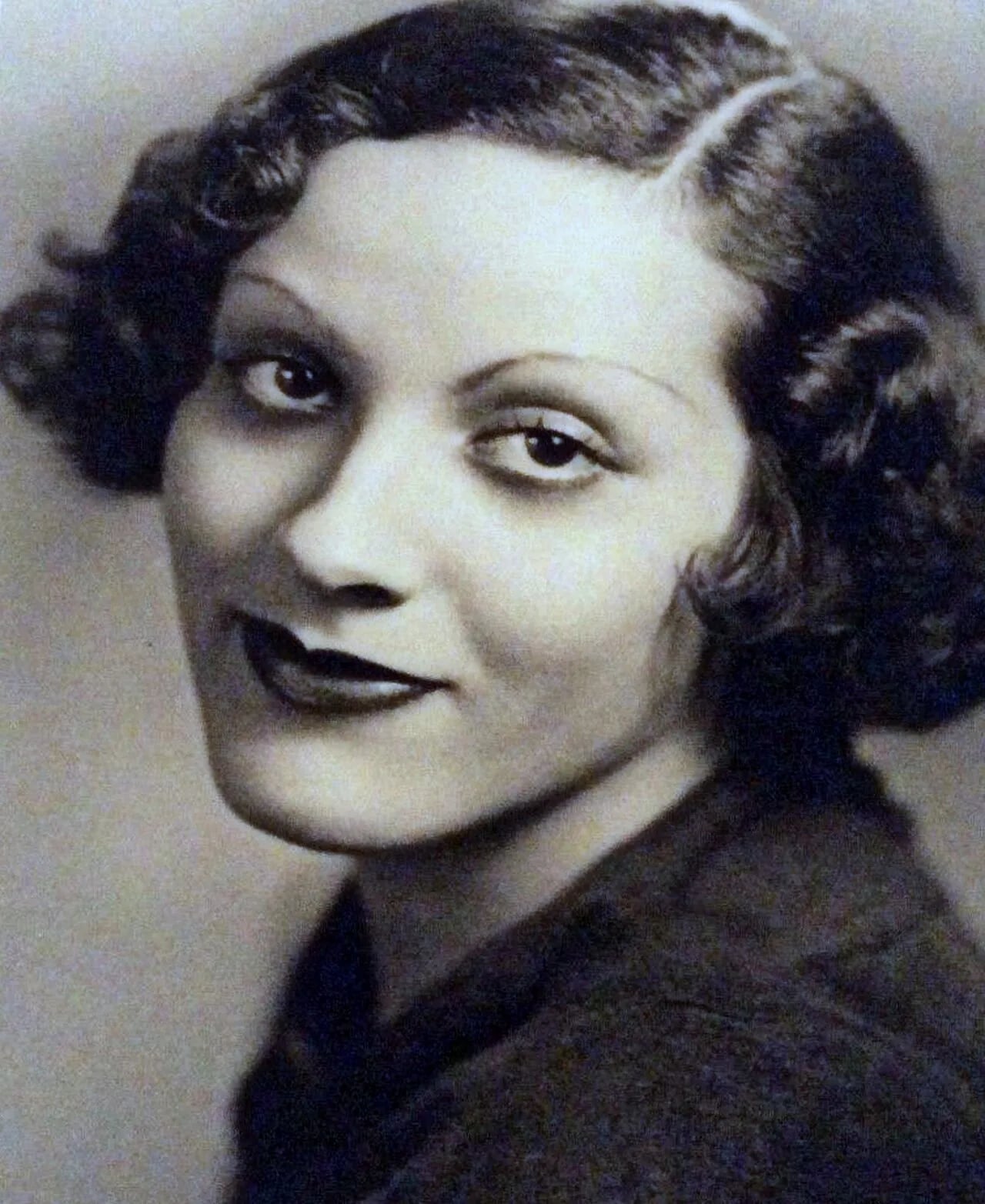 Porträt von Adriana Caselotti (1916–1997) – Gedenkseite