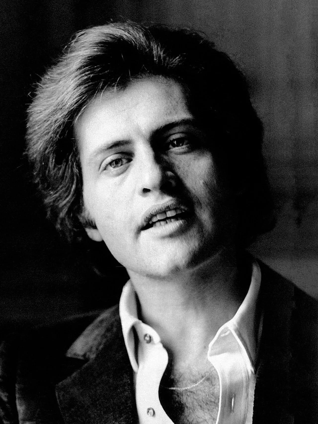 Portrait of Joe Dassin (1938–1980) – memorial page