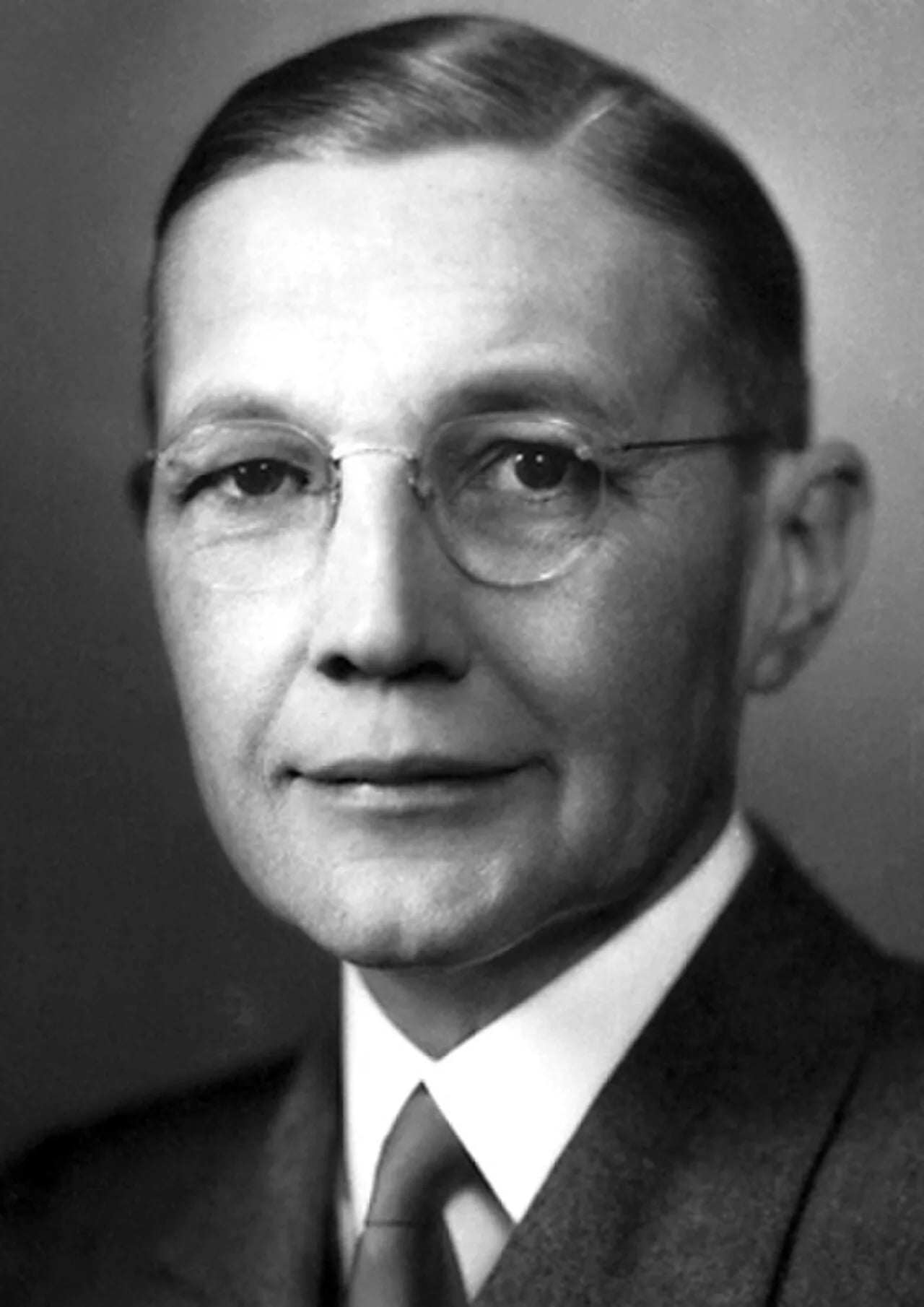 Portrait of Herbert Spencer Gasser (1888–1963) – memorial page