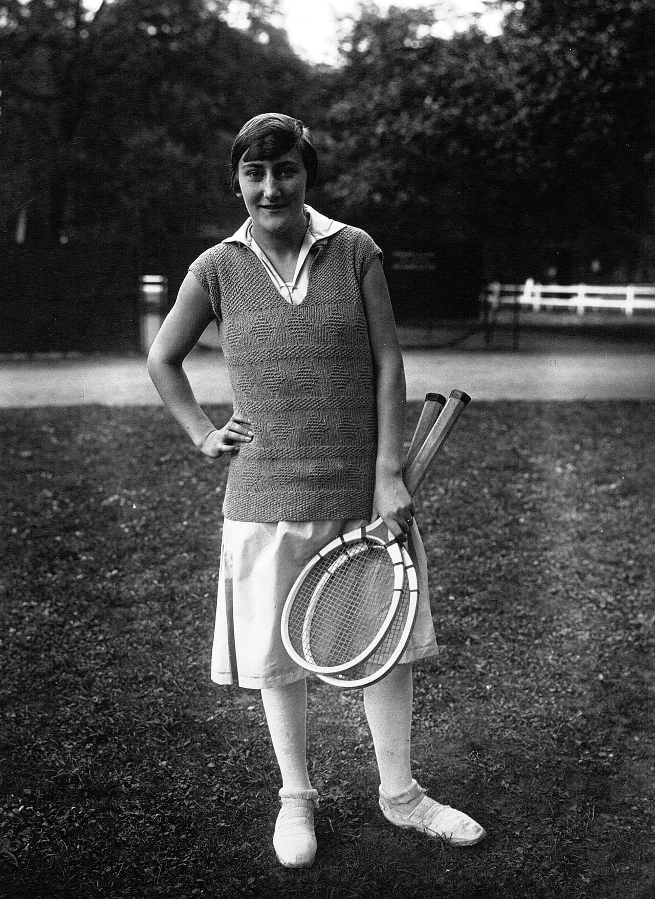 Porträt von Simonne Mathieu (1908–1980) – Gedenkseite