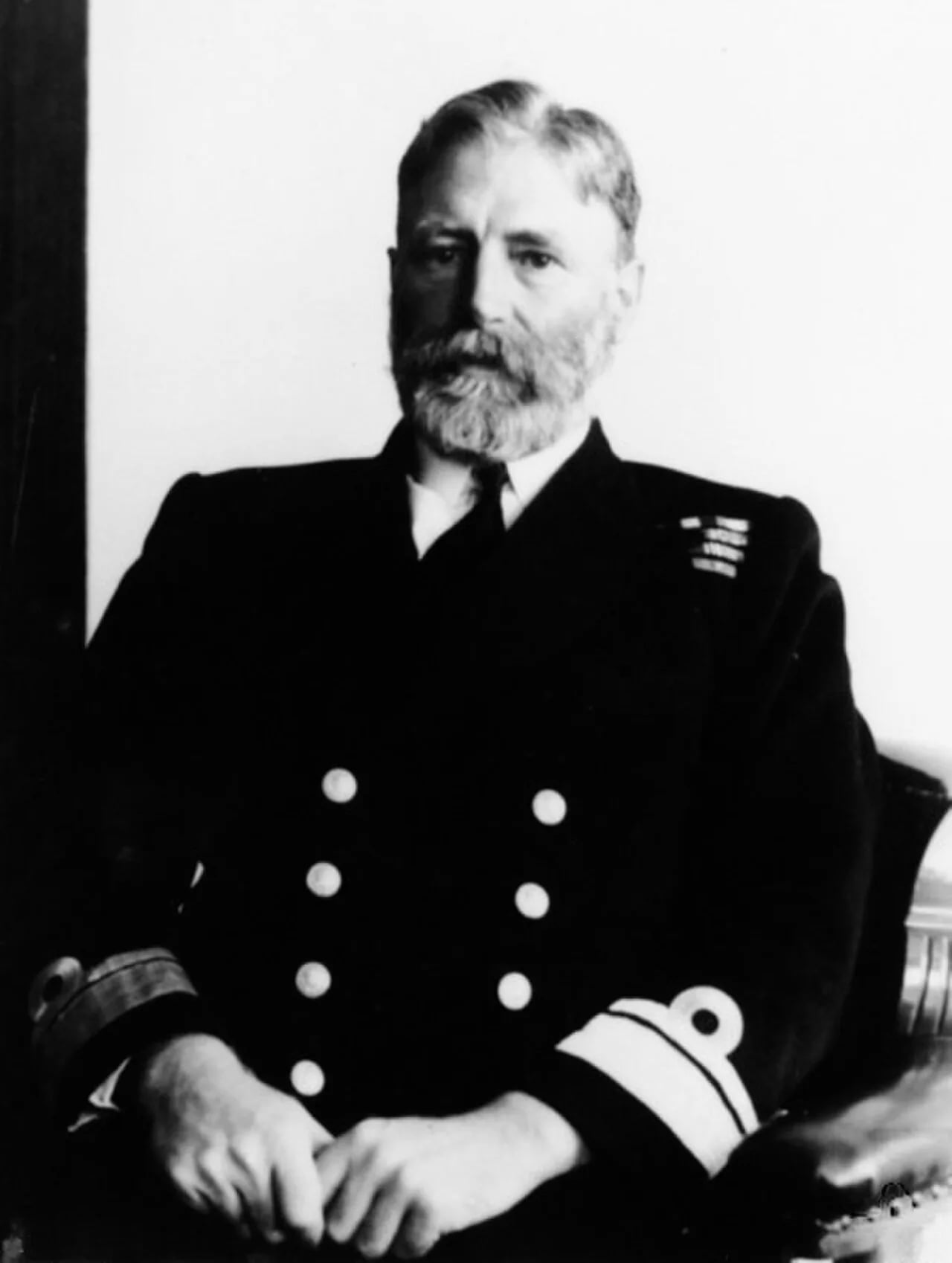 Portrait of Victor Crutchley (1893–1986) – memorial page