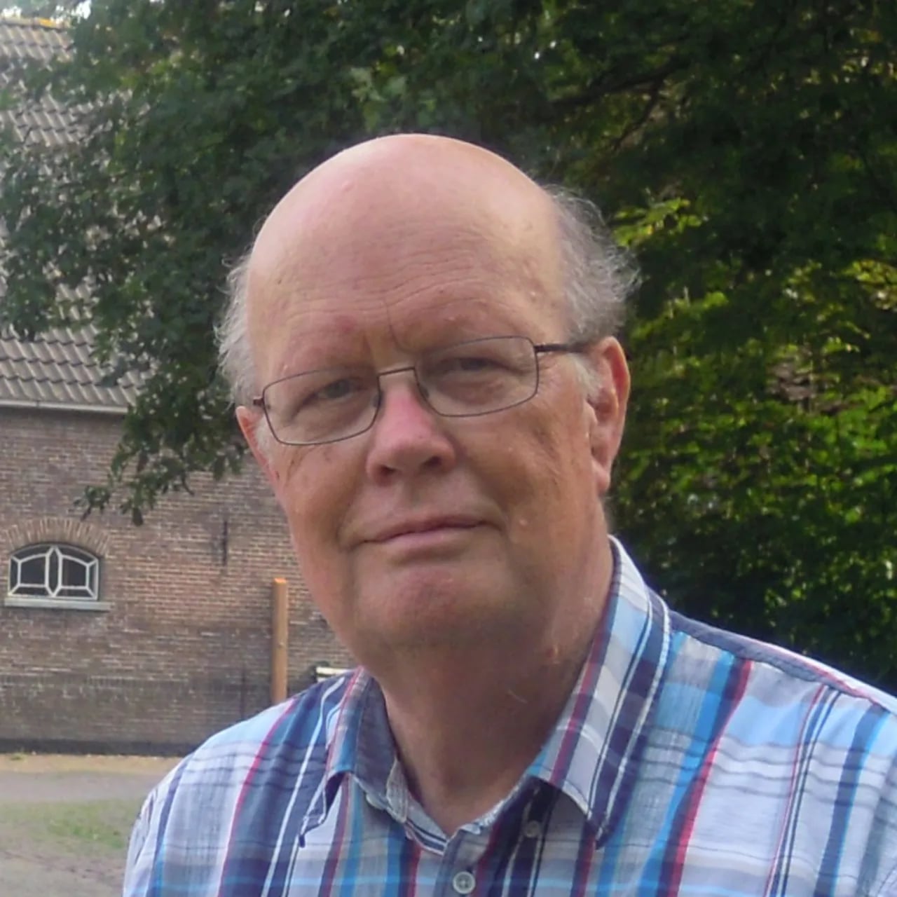 Porträt von Willem Anton van Vloten (1941–2025) – Gedenkseite
