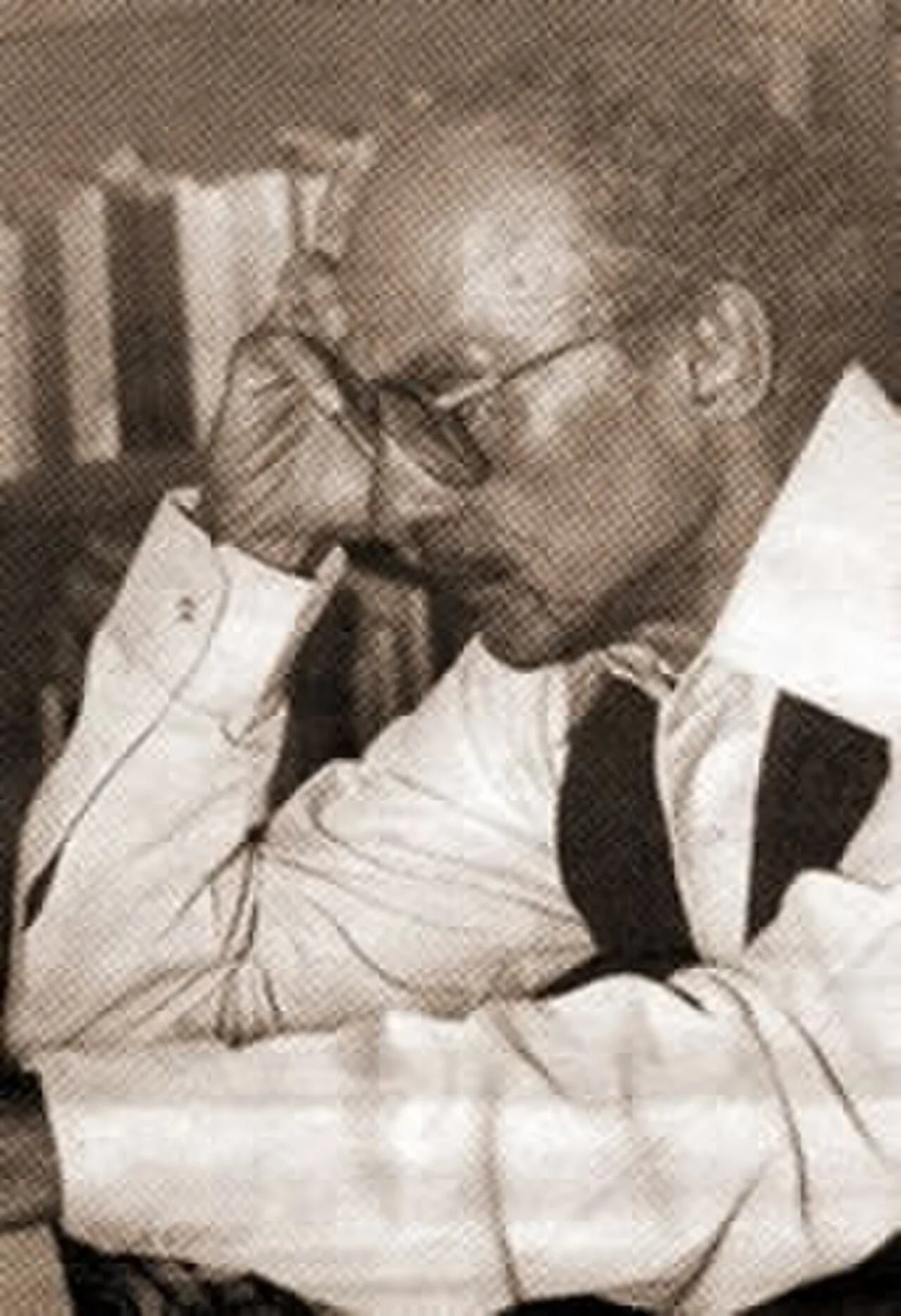 Portrait of Pedro Mir (1913–2000) – memorial page