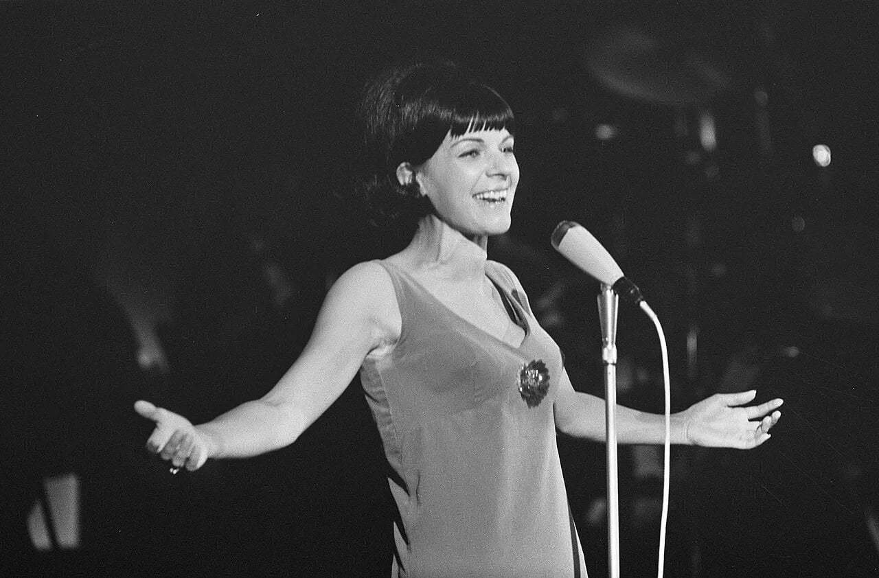 Portrait of Rita Deneve (1944–2018) – memorial page