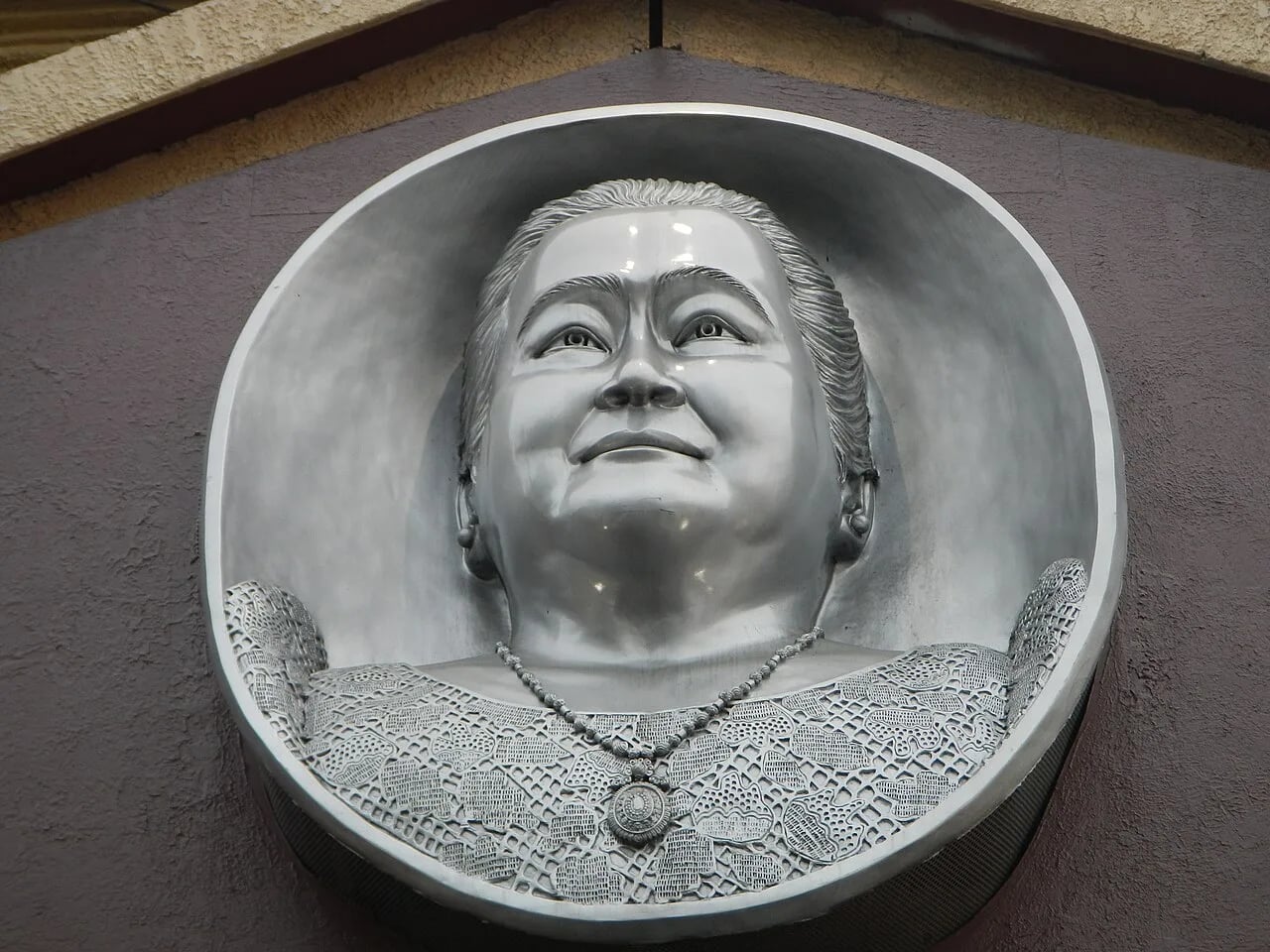 Portrait of Engracia Cruz-Reyes (1892–1975) – memorial page