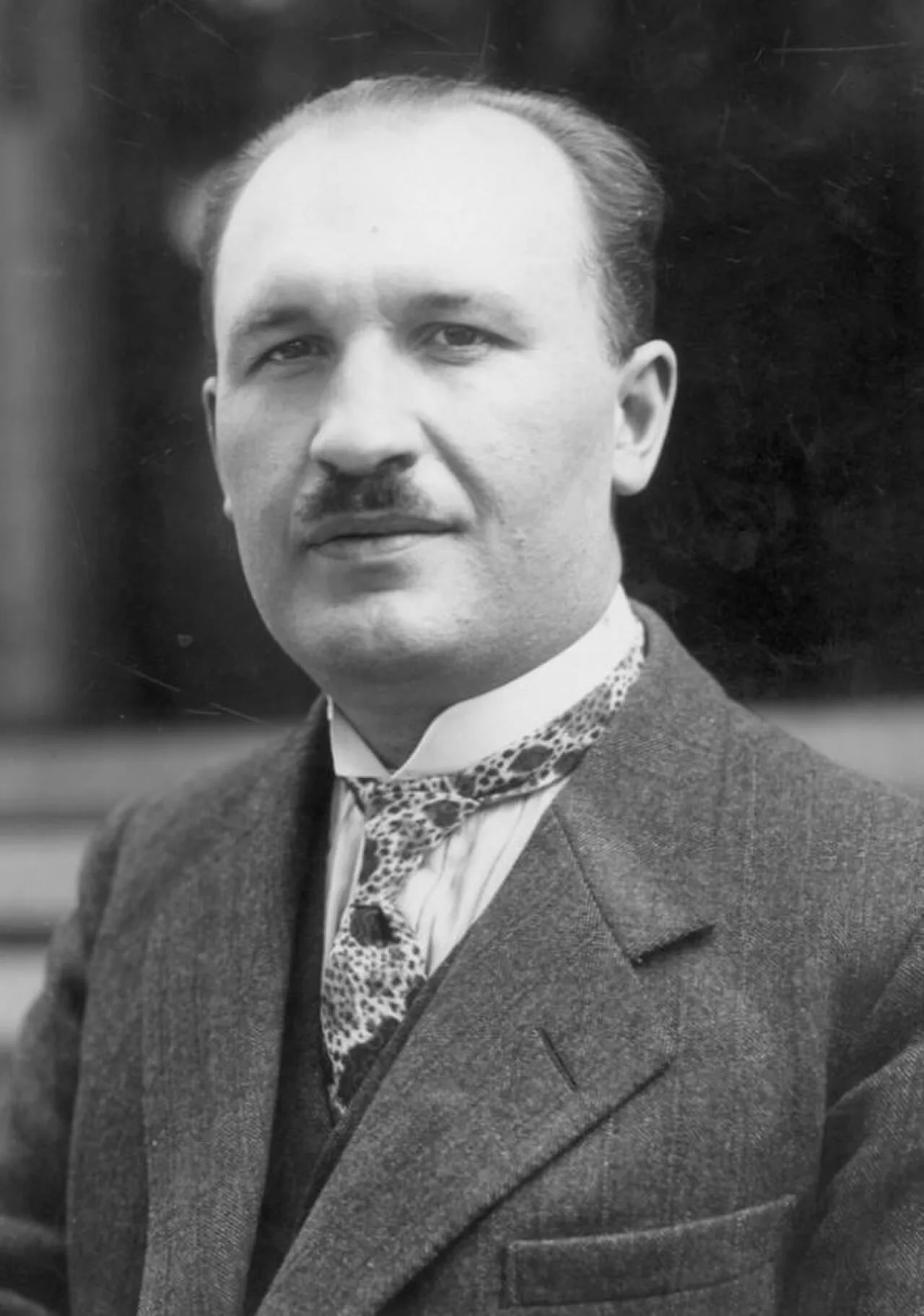 Porträt von Adam Lisiewicz (1889–1948) – Gedenkseite