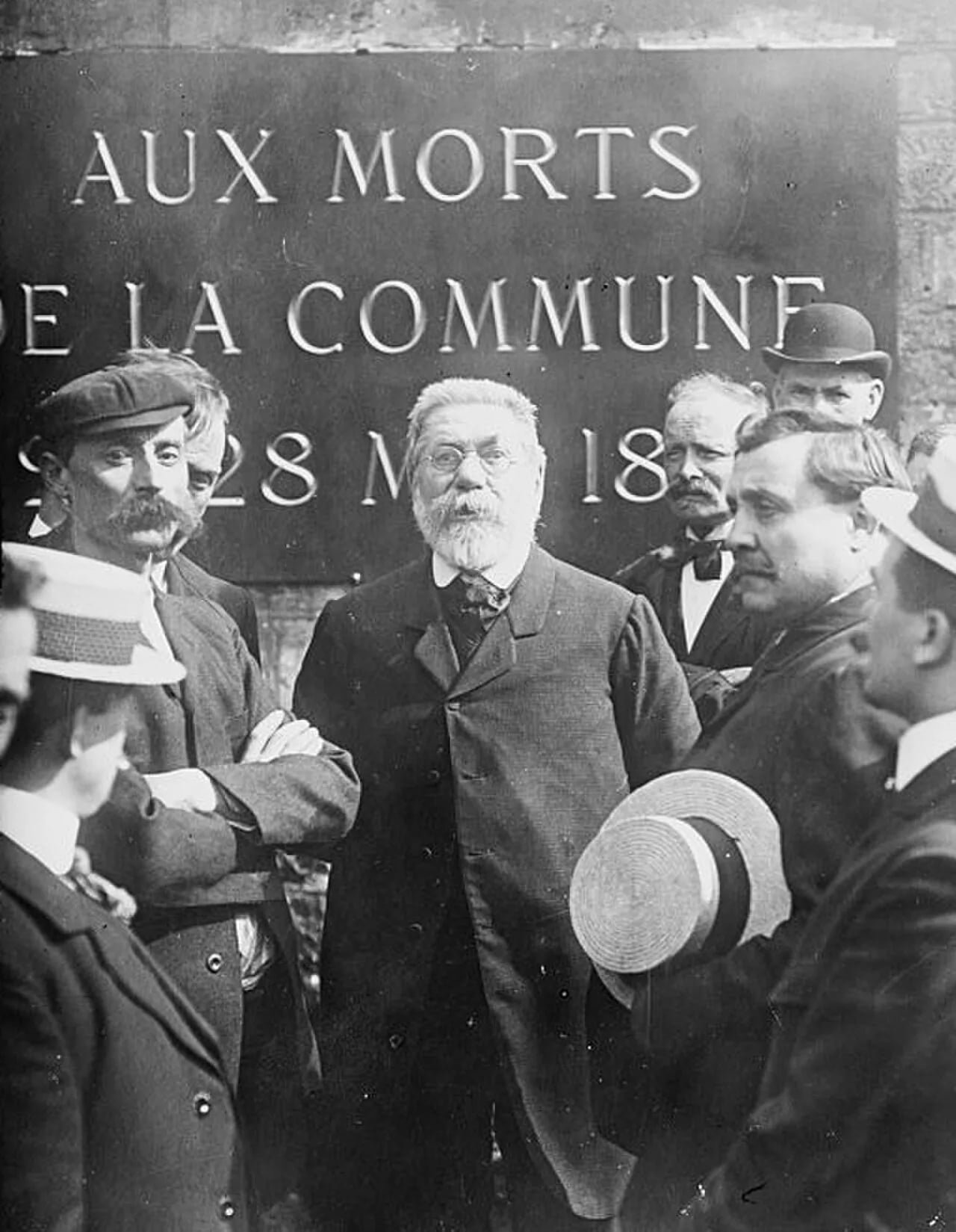 Portrait of Édouard Vaillant (1840–1915) – memorial page