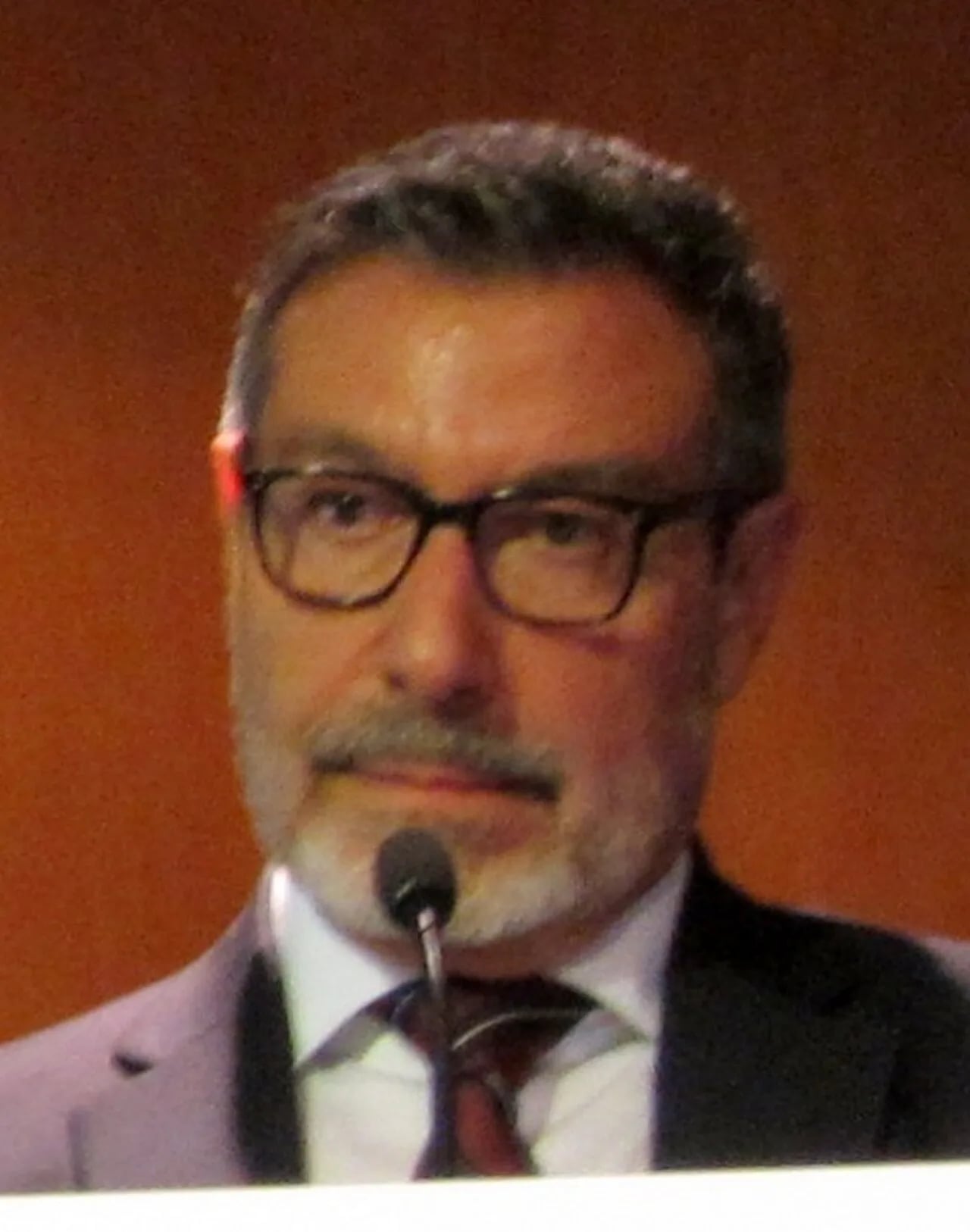 Portrait of Antoni Asunción Hernández (1951–2016) – memorial page