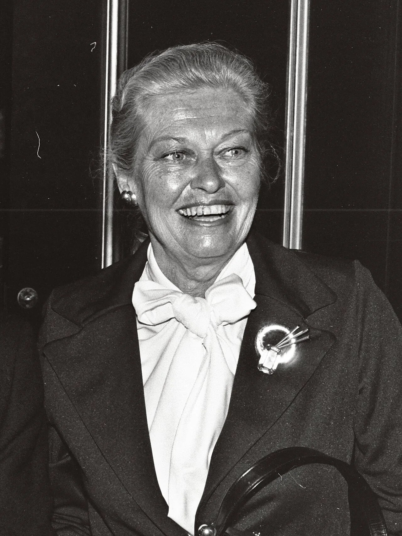 Portrait of Virginia Christine (1920–1996) – memorial page