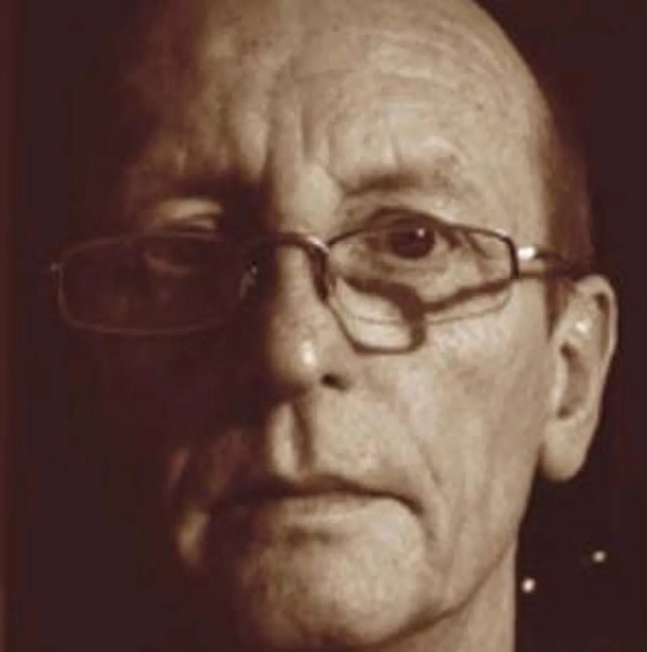 Portrait of Günther Roeder (1946–2015) – memorial page