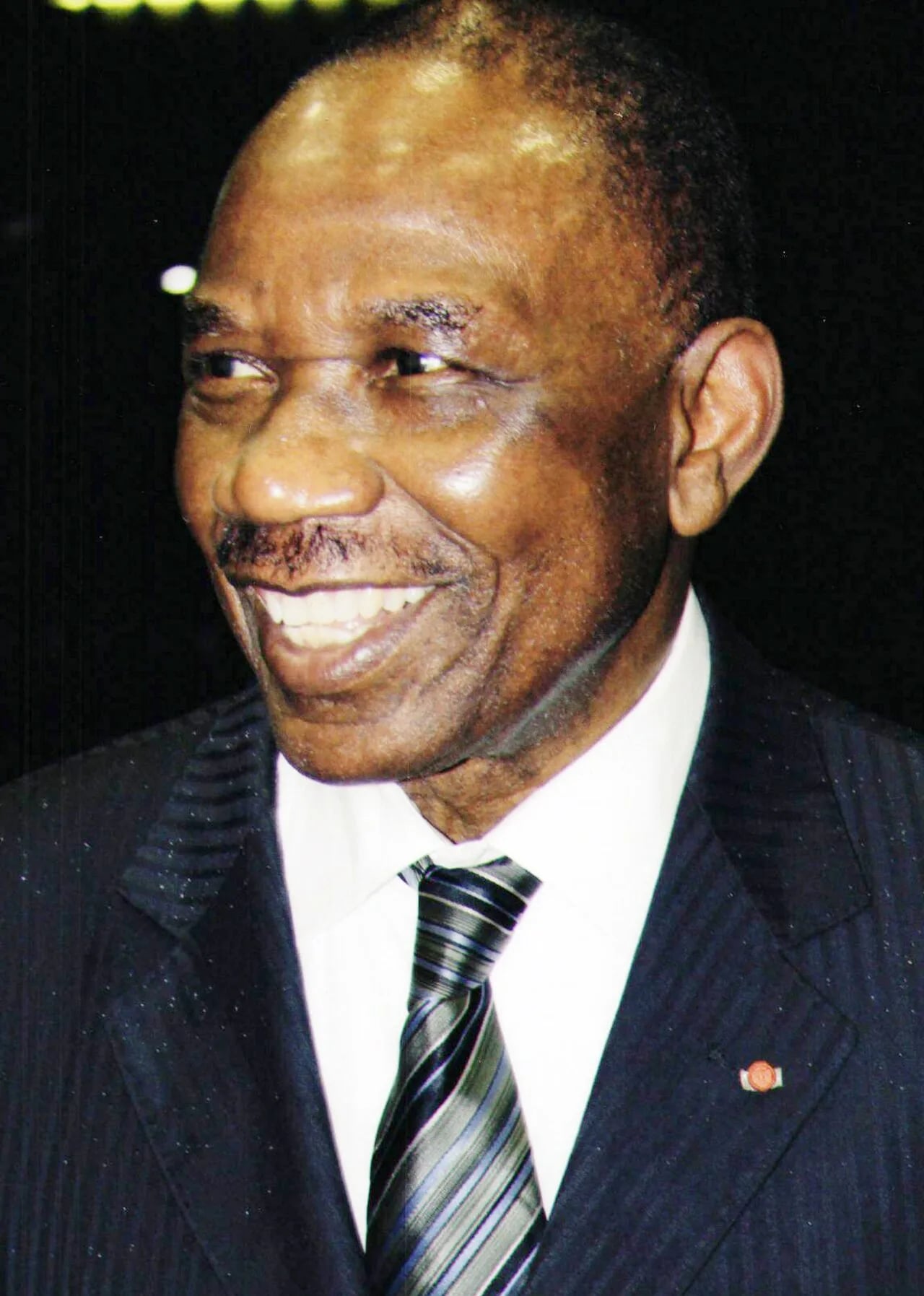 Porträt von Léon Naka (1942–2020) – Gedenkseite