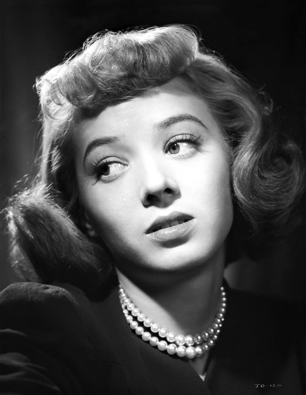 Porträt von Jeff Donnell (1921–1988) – Gedenkseite