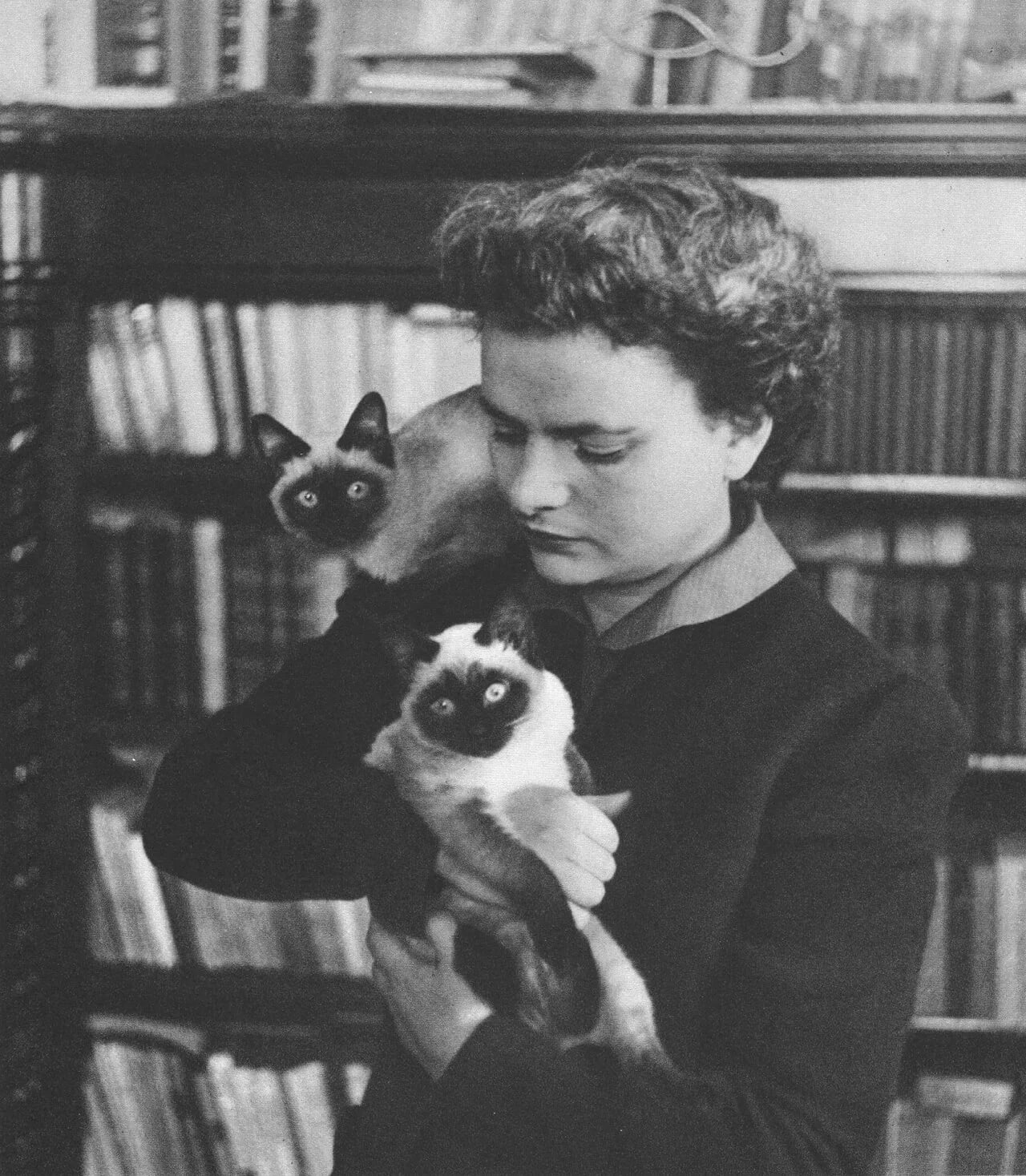 Portrait of Elsa Morante (1912–1985) – memorial page