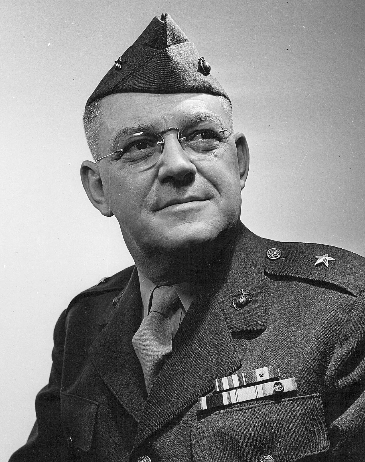 Portrait of Arnold W. Jacobsen (1892–1970) – memorial page