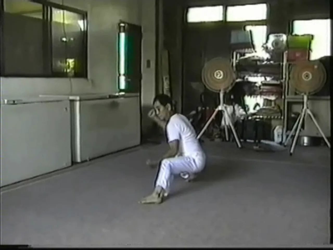 Porträt von Kosei Nishihira (1942–2007) – Gedenkseite