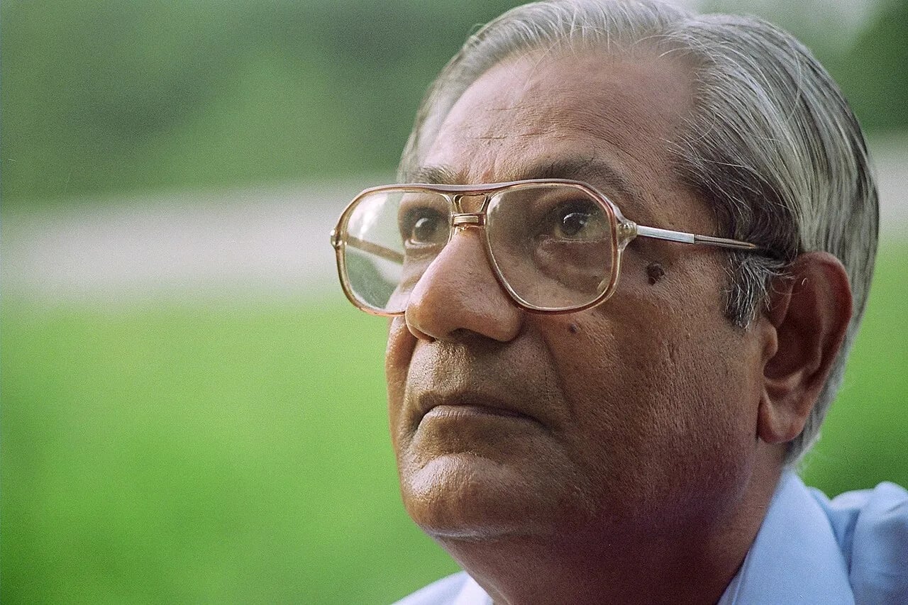 Porträt von Labhshankar Thakar (1935–2016) – Gedenkseite