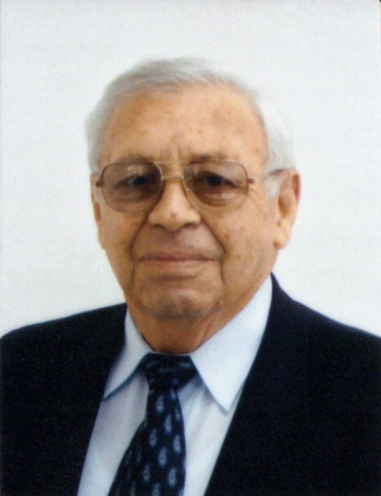 Portrait of Moshe Sharoni (1929–2020) – memorial page