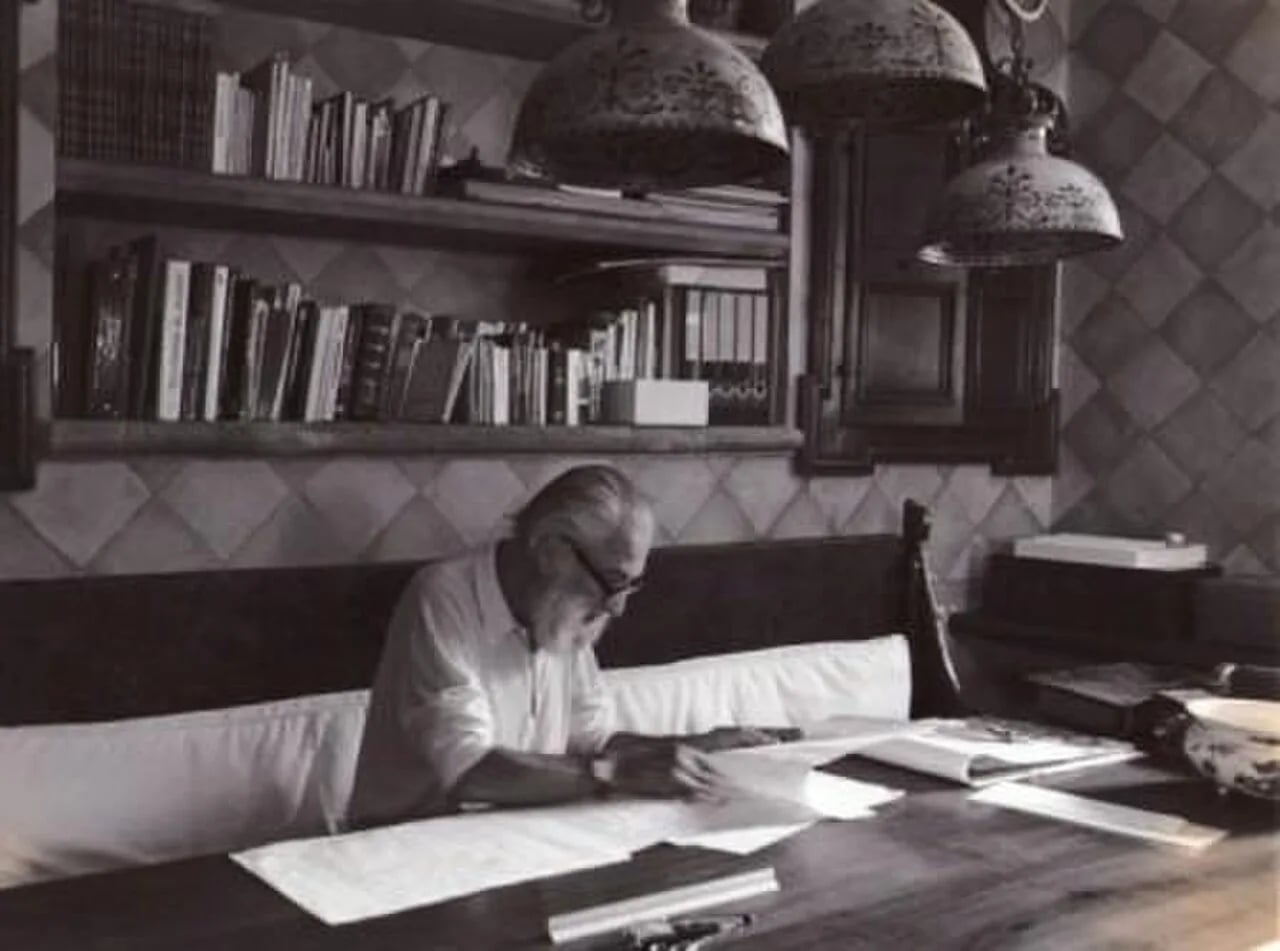 Portrait of Lorenzo Mongiardino (1916–1998) – memorial page