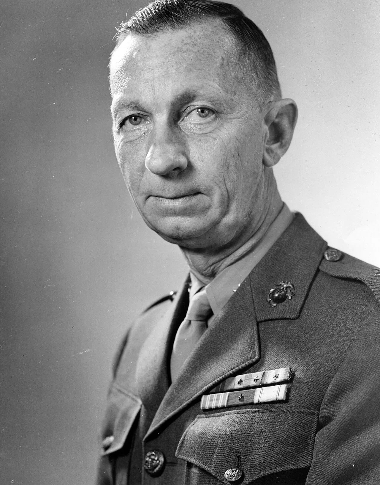 Portrait of Raymond R. Wright (1892–1964) – memorial page