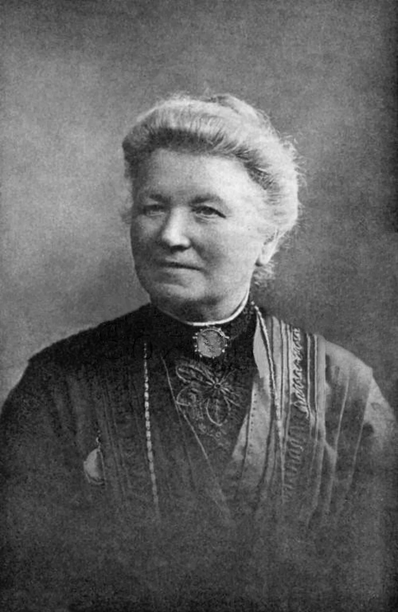 Portrait of Emma Coradi-Stahl (1846–1912) – memorial page