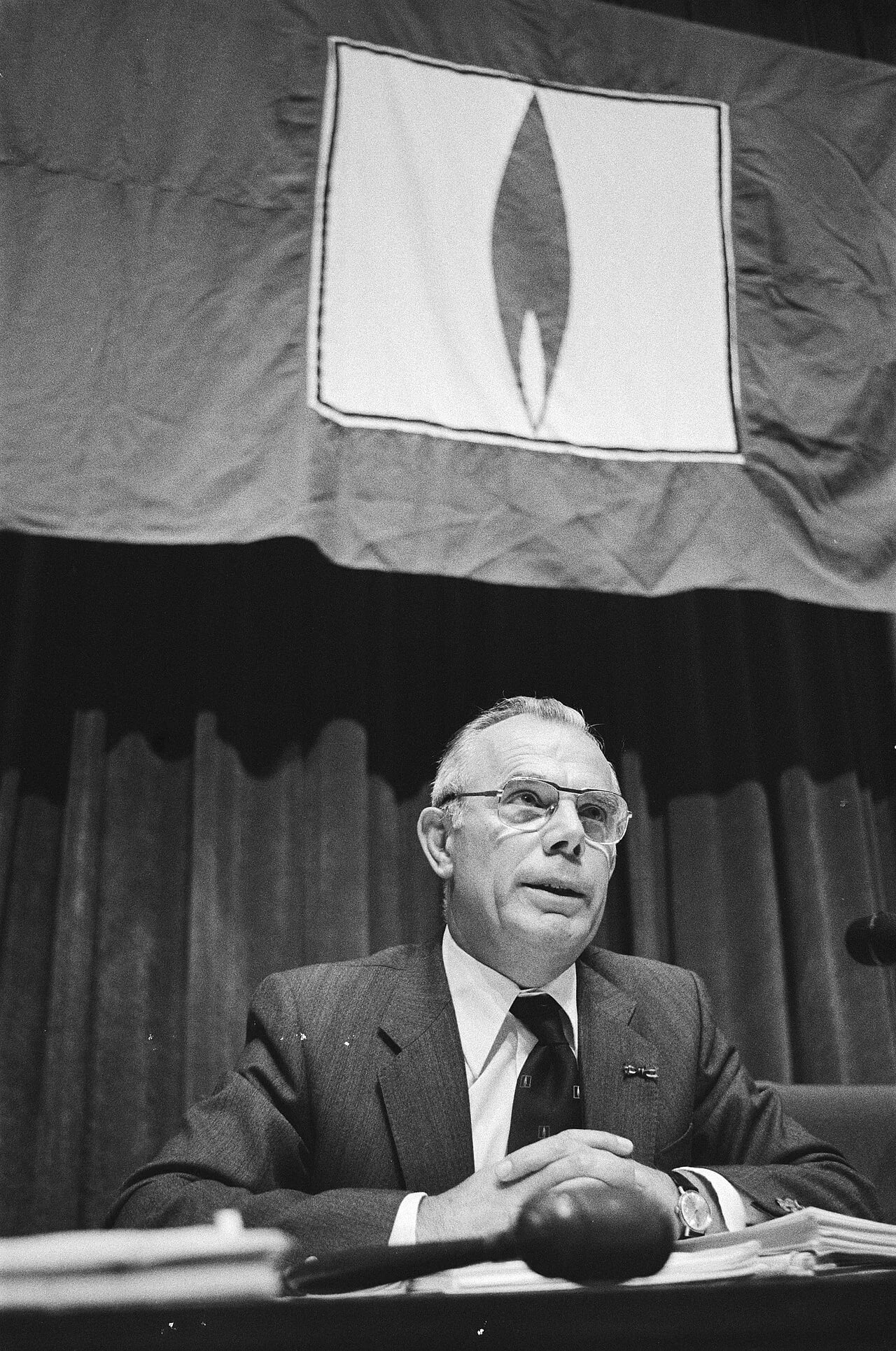 Portrait of Ad Kaland (1922–1995) – memorial page