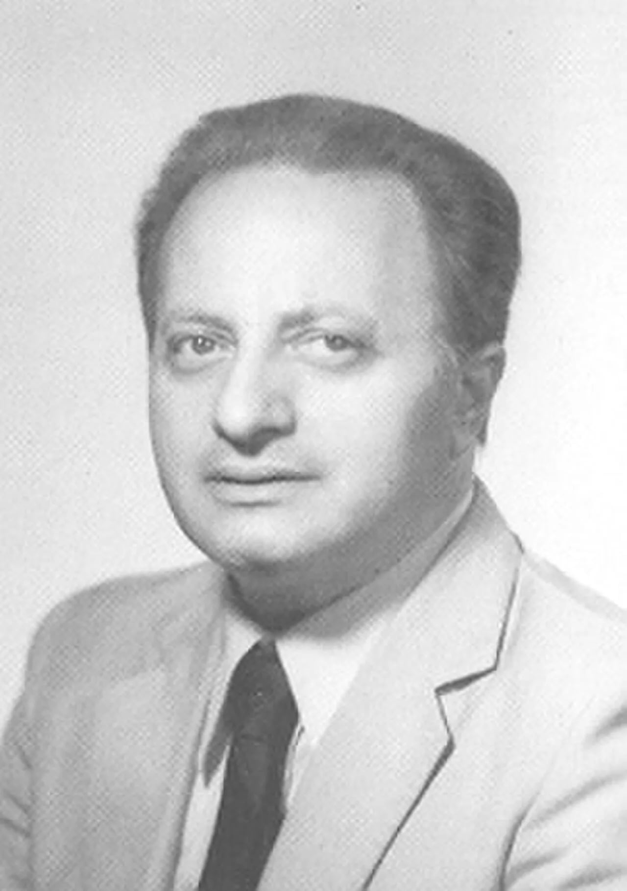 Porträt von Enrico Ermelli Cupelli (1931–2013) – Gedenkseite