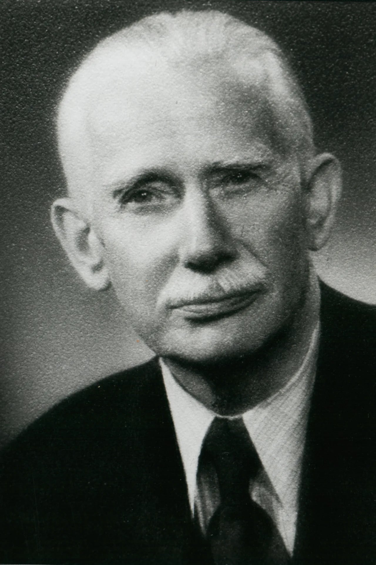 Portrait of Nikolai Königsfest (1872–1949) – memorial page