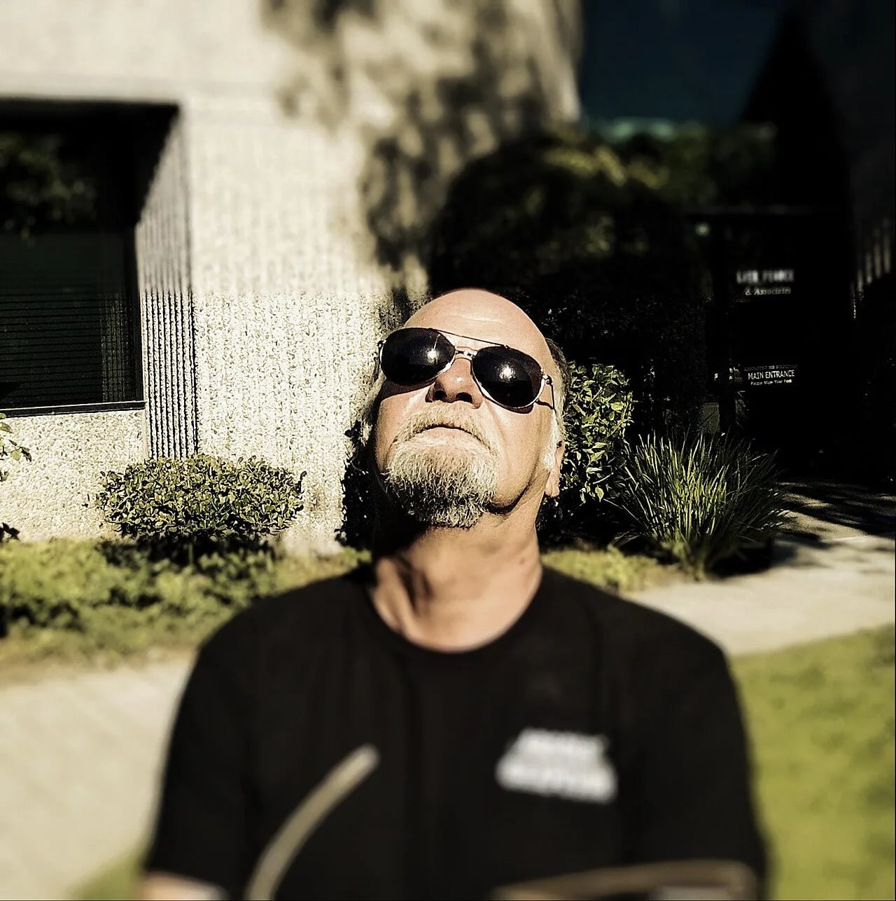 Porträt von Dennis Lee Askew (1953–2016) – Gedenkseite