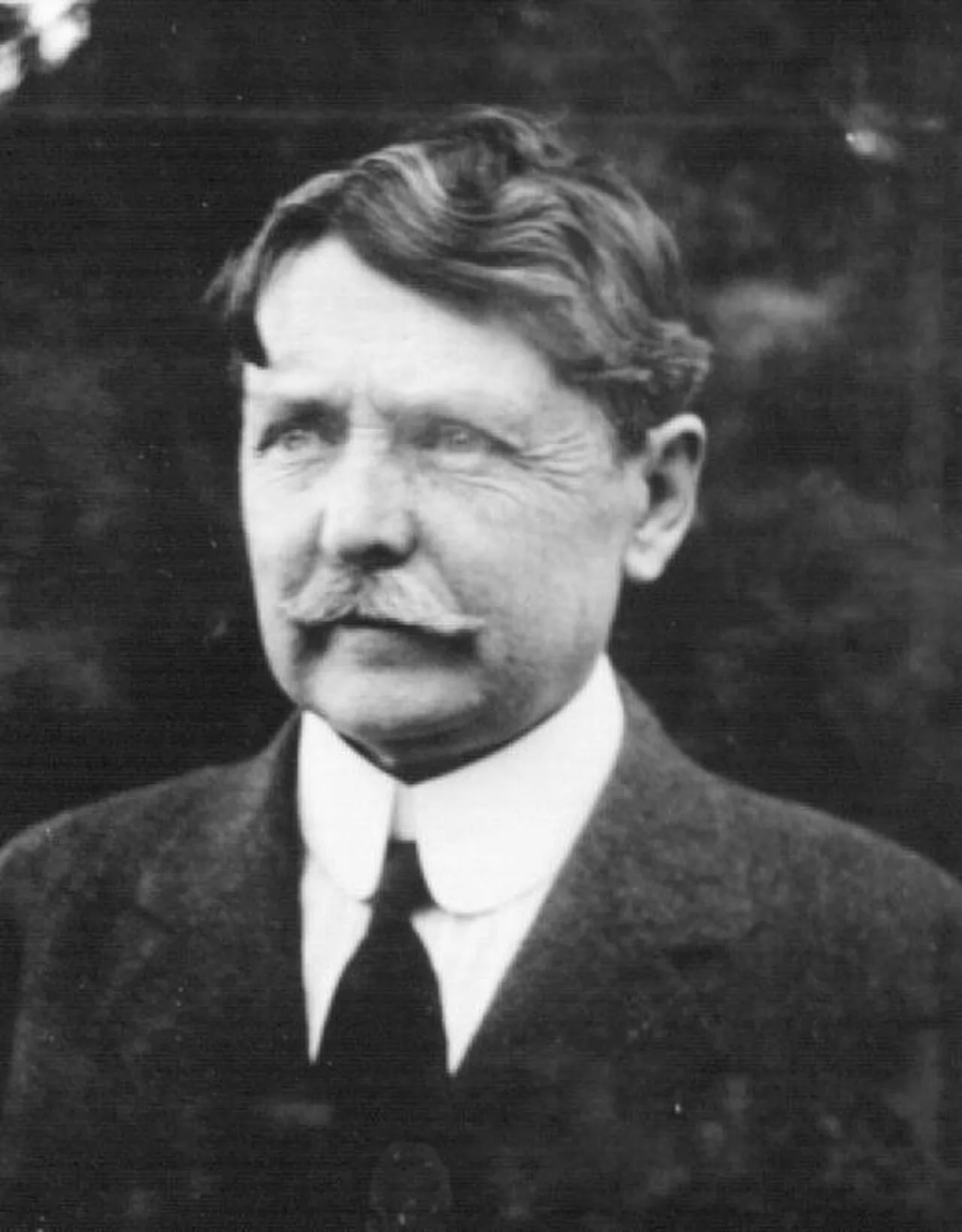 Portrait of Charles Dillon Perrine (1867–1951) – memorial page